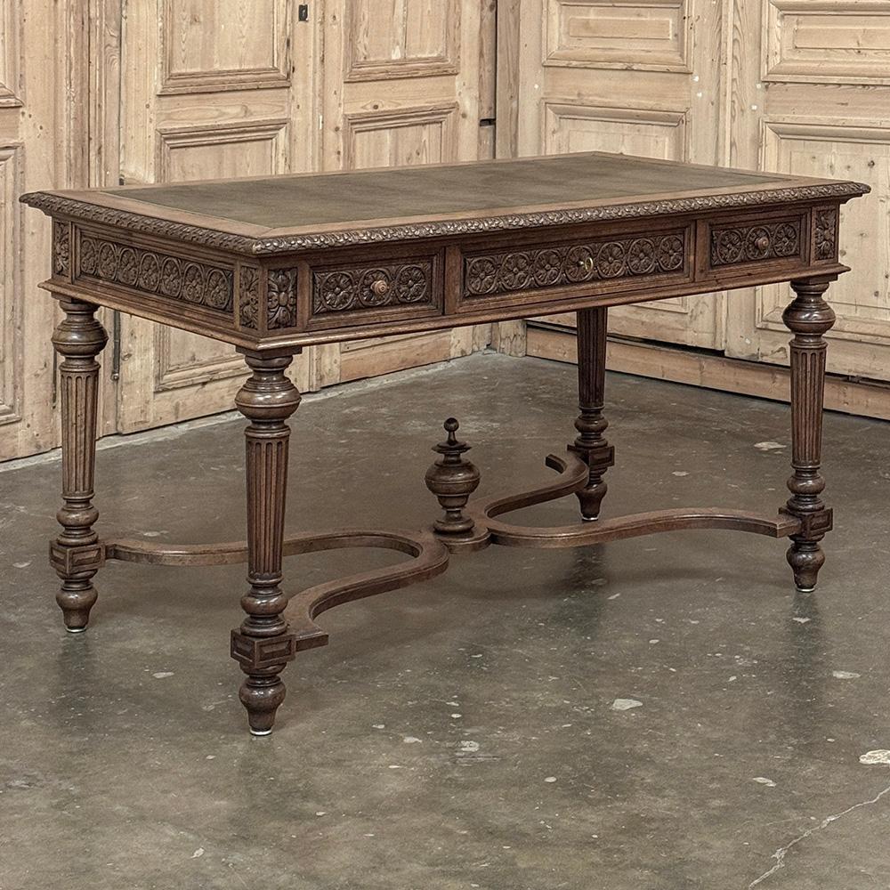 19th Century French Neoclassical Walnut Desk ~ Double Faced Renacimiento neoclásico en venta