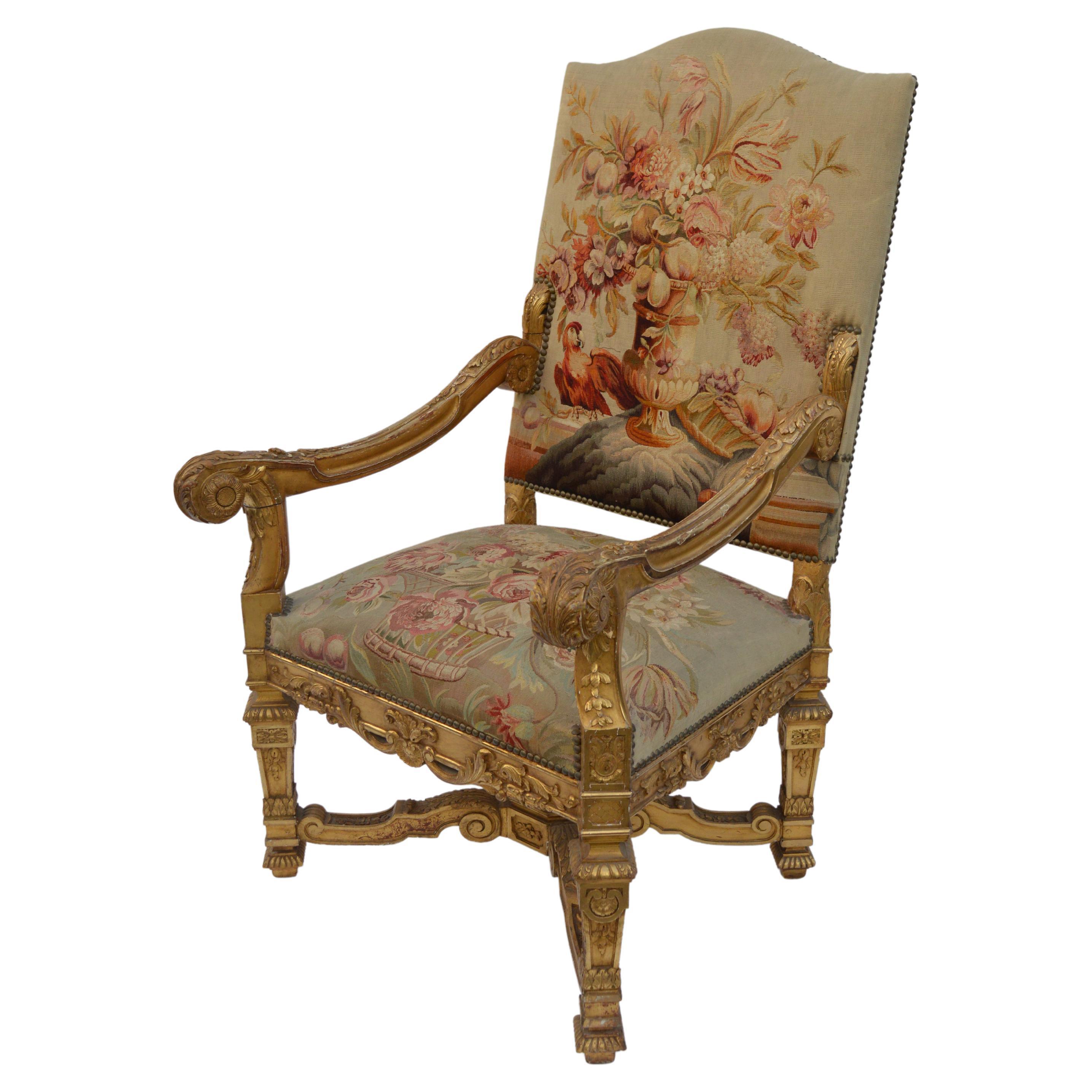 19th Century, French Neoclassical, Water Gilded, Hand-Carved Walnut Armchairs In Excellent Condition For Sale In Los Angeles, CA