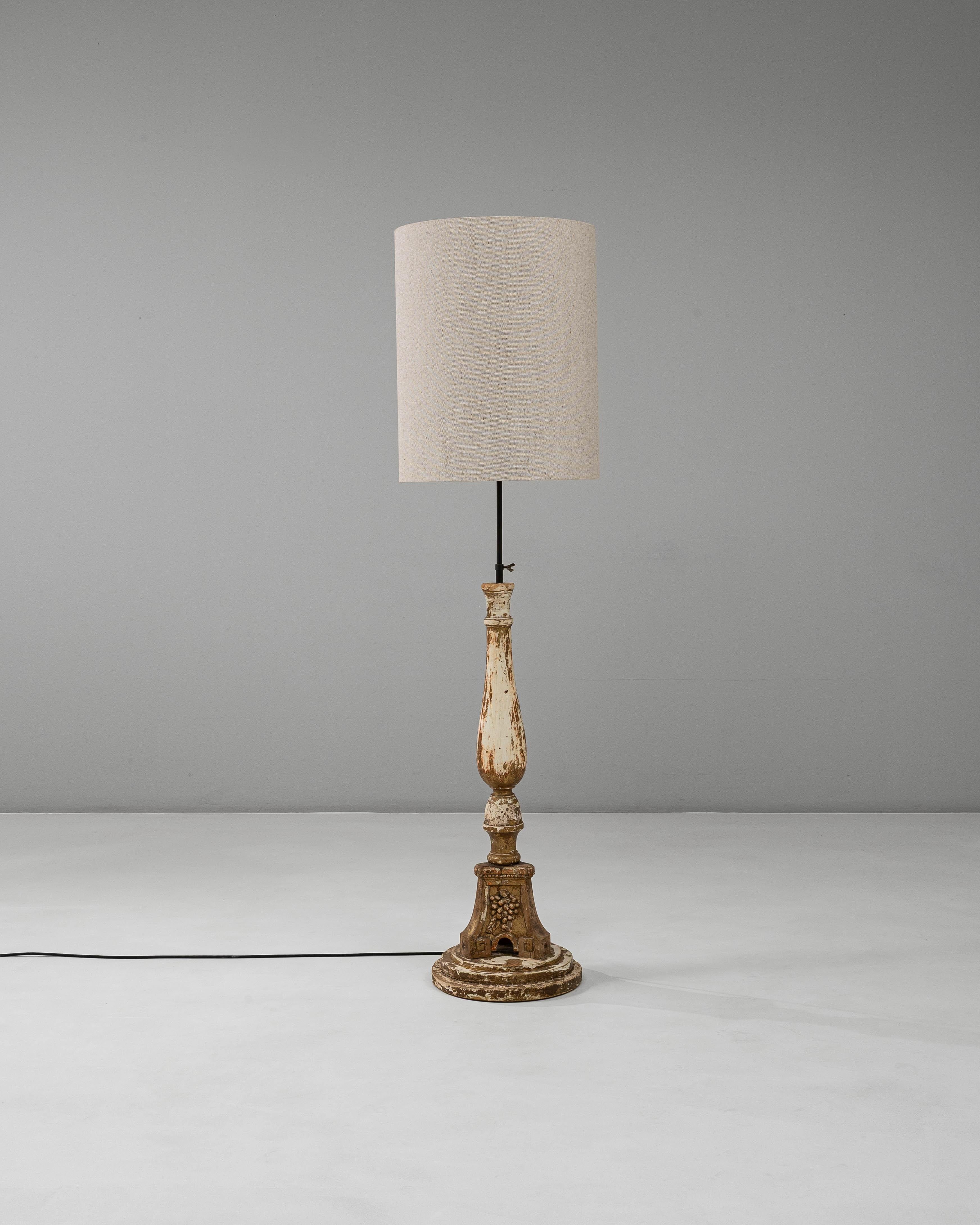 19th Century French Neoclassical Wood Patinated Floor Lamp For Sale 2
