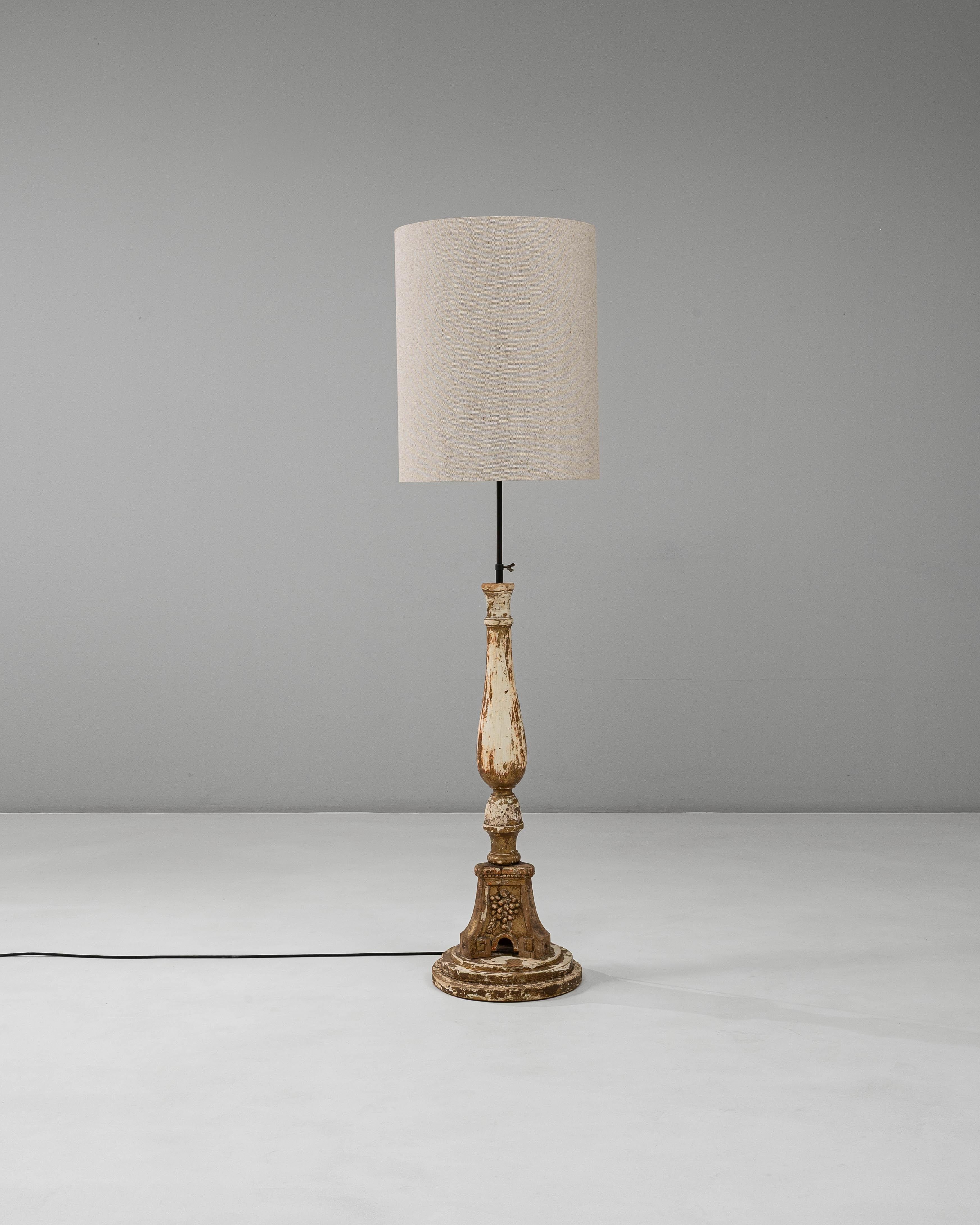 19th Century French Neoclassical Wood Patinated Floor Lamp For Sale 3