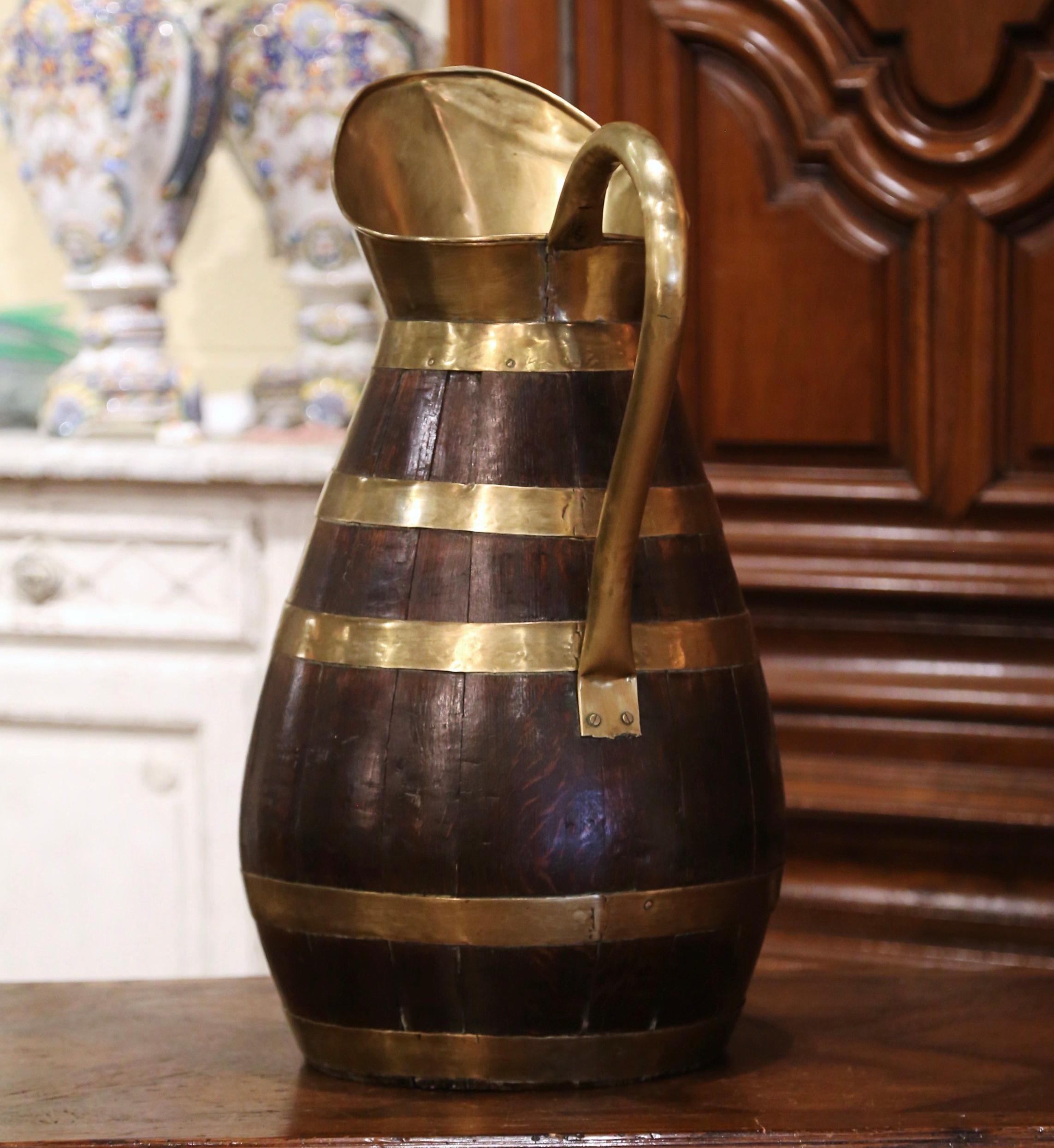 19th Century French Oak and Brass Banded Cider Pitcher Jug from Normandy In Excellent Condition In Dallas, TX