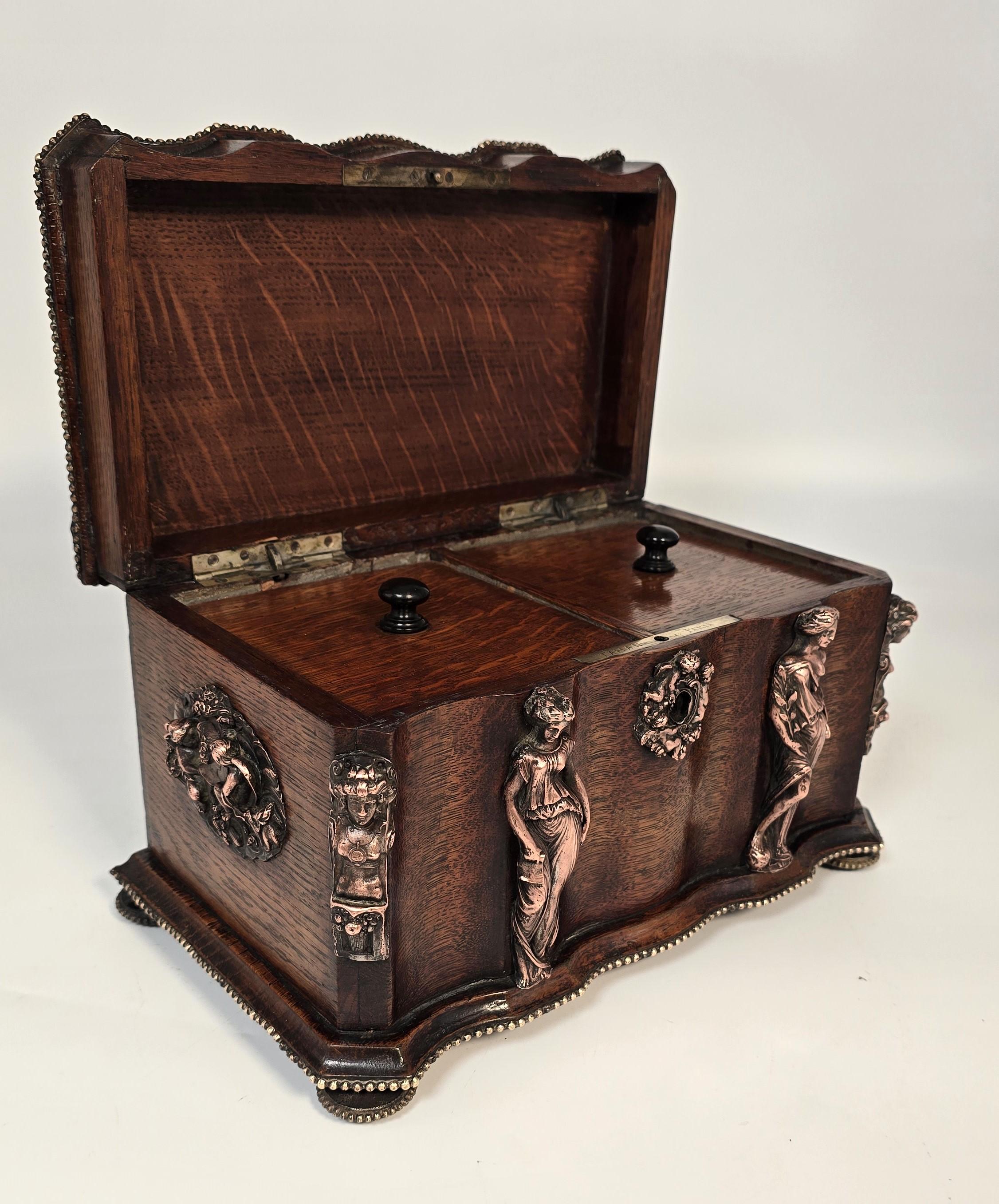 Portavivande francese del XIX secolo in Oak e ottone di Tahan Paris C1880 in vendita 6