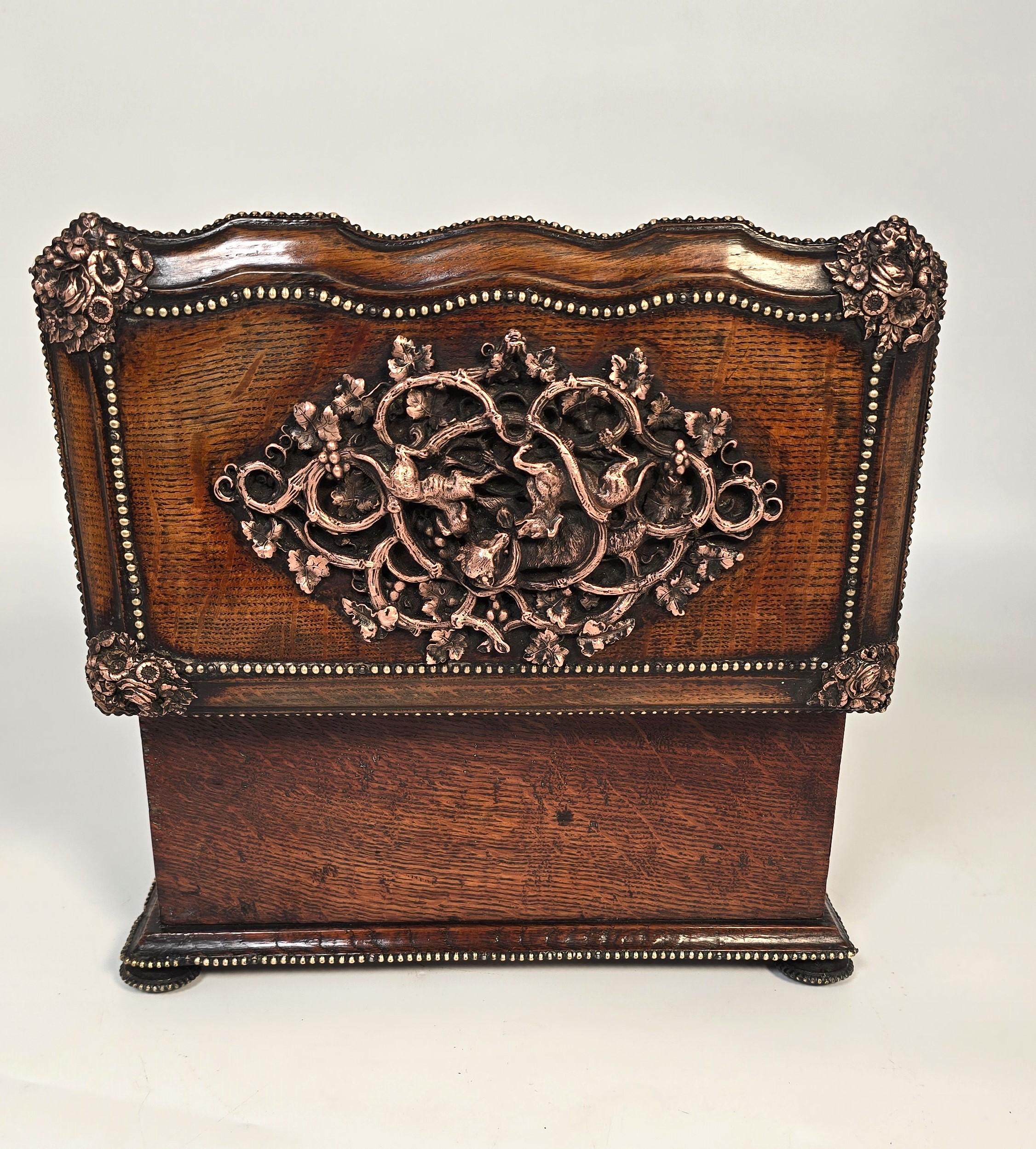 Portavivande francese del XIX secolo in Oak e ottone di Tahan Paris C1880 in vendita 9