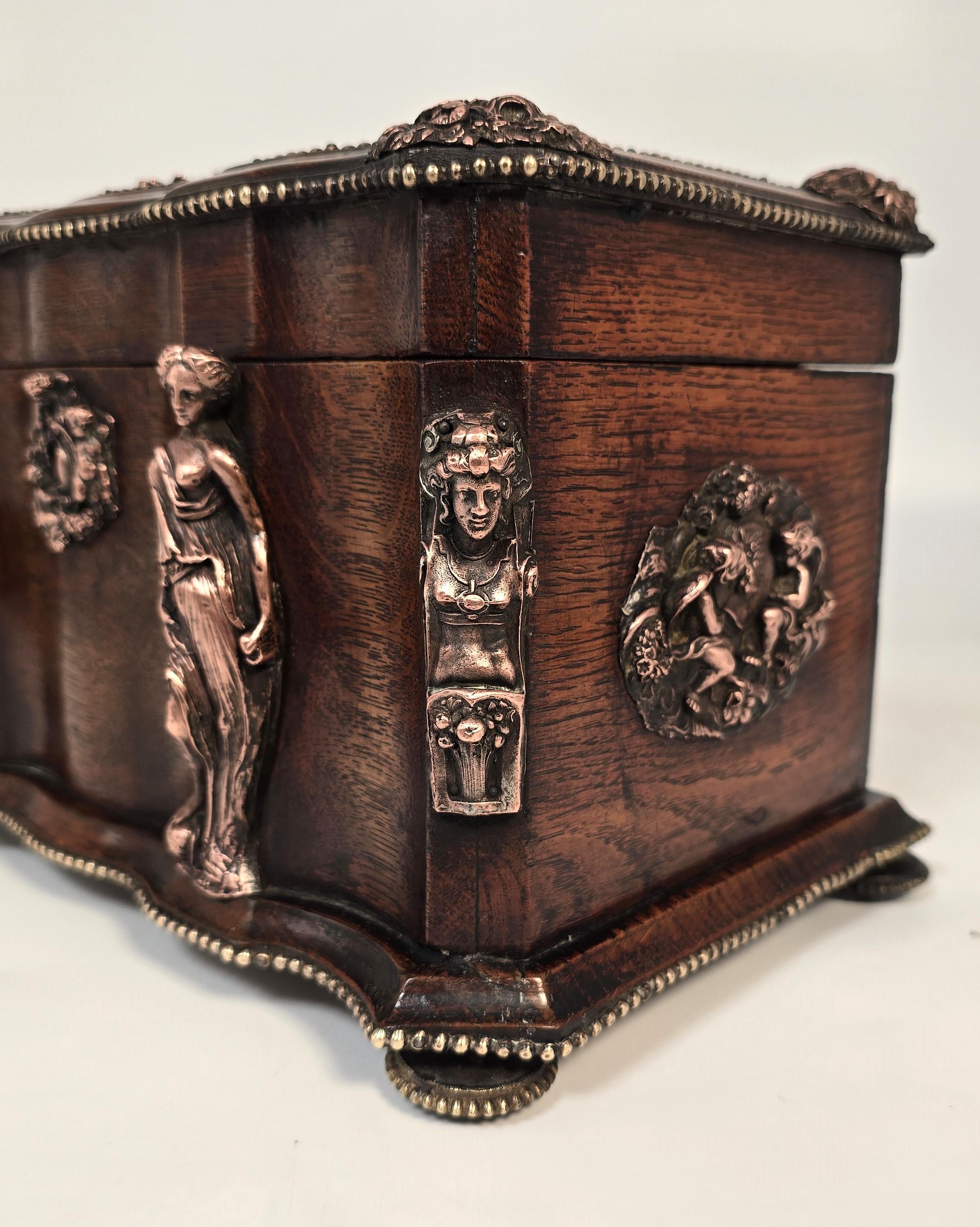 Portavivande francese del XIX secolo in Oak e ottone di Tahan Paris C1880 in vendita 2