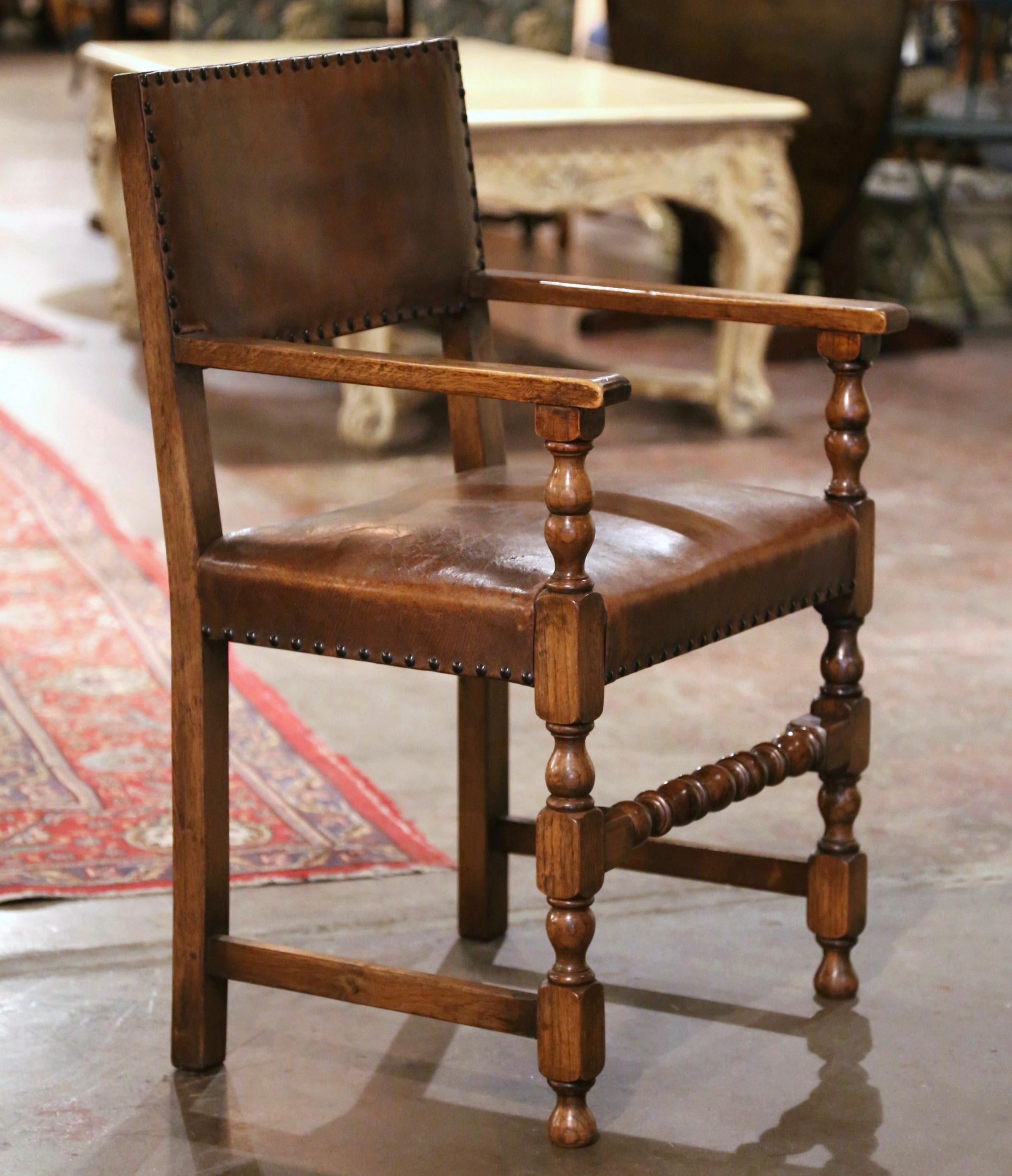 19th Century French Oak and Leather Desk Armchair from the Pyrenees For Sale 2