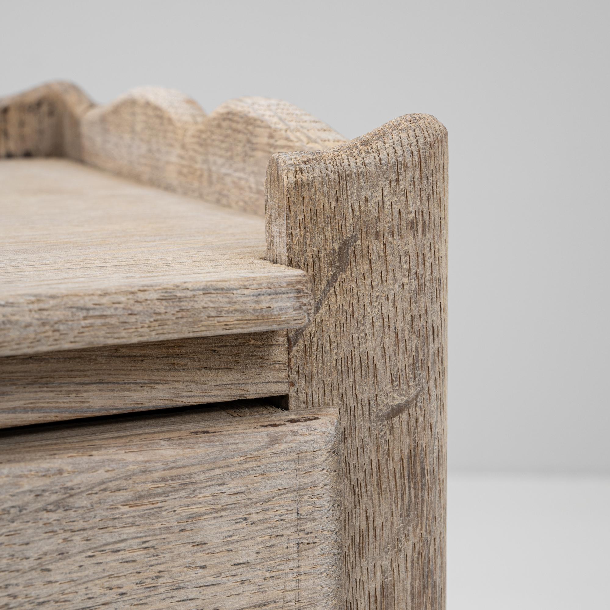 19th Century French Oak Bedside Table im Angebot 4