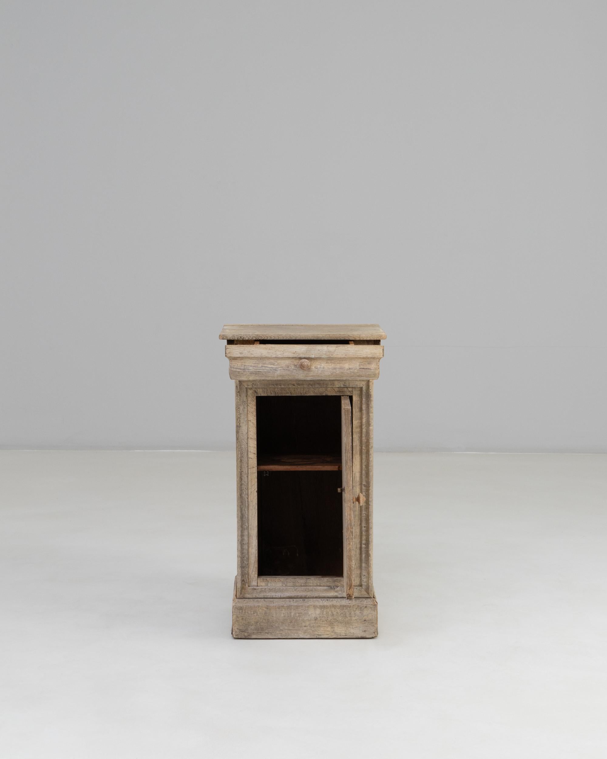 19th Century French Oak Bedside Table In Good Condition For Sale In High Point, NC