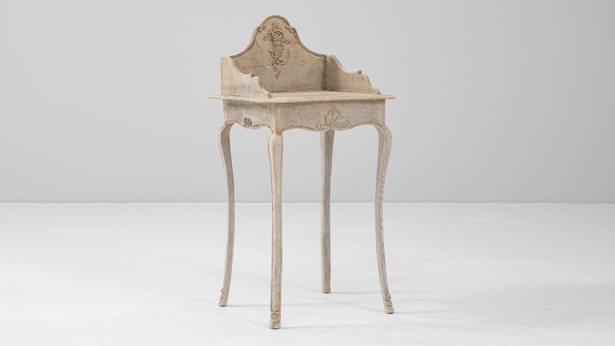 19th Century French Oak Bedside Table im Angebot 1