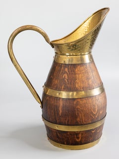 Brocca da vino con bacchetta in Oak Oak e ottone del XIX secolo