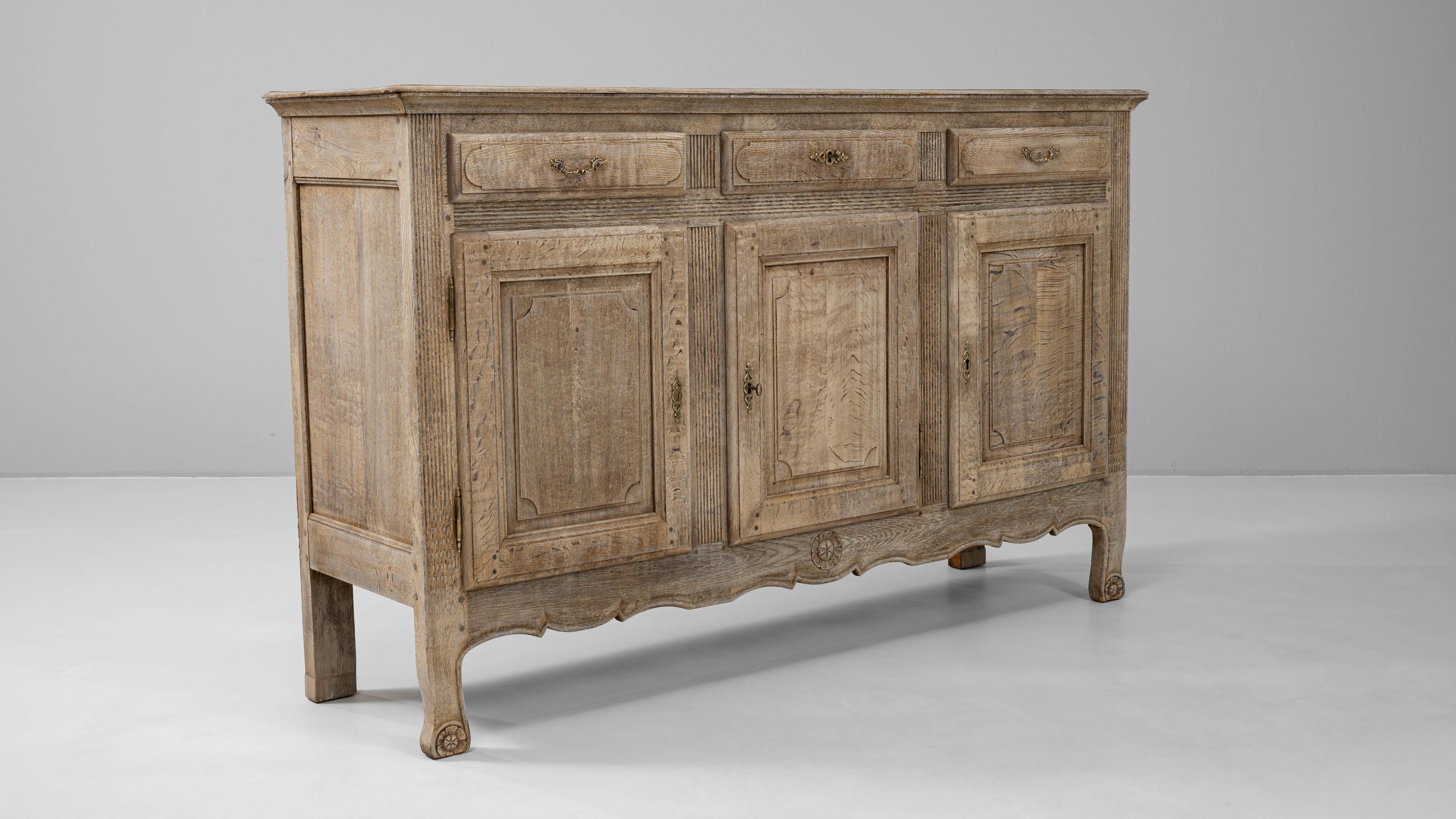 19th Century French Oak Buffet in vendita 4