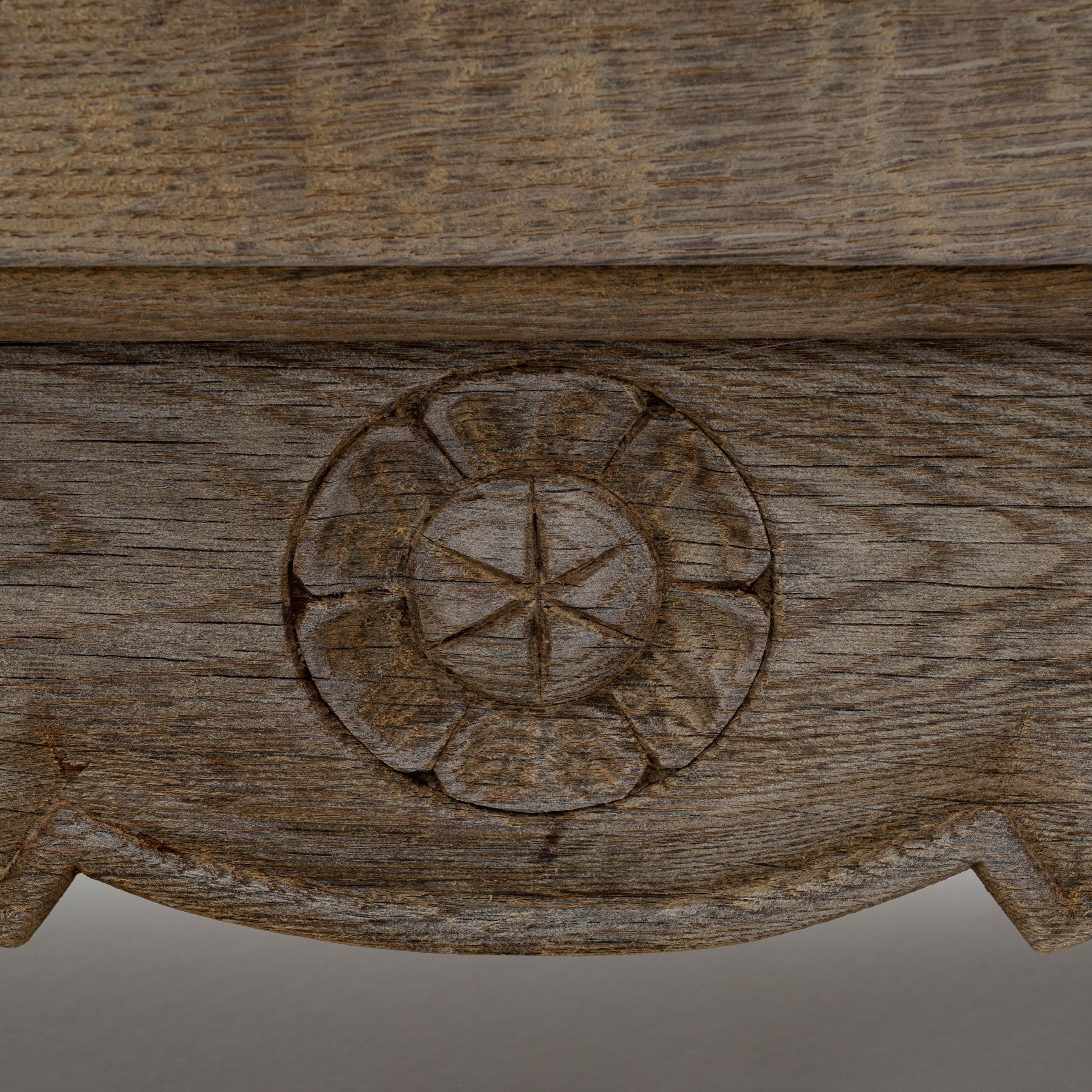 19th Century French Oak Buffet in vendita 7