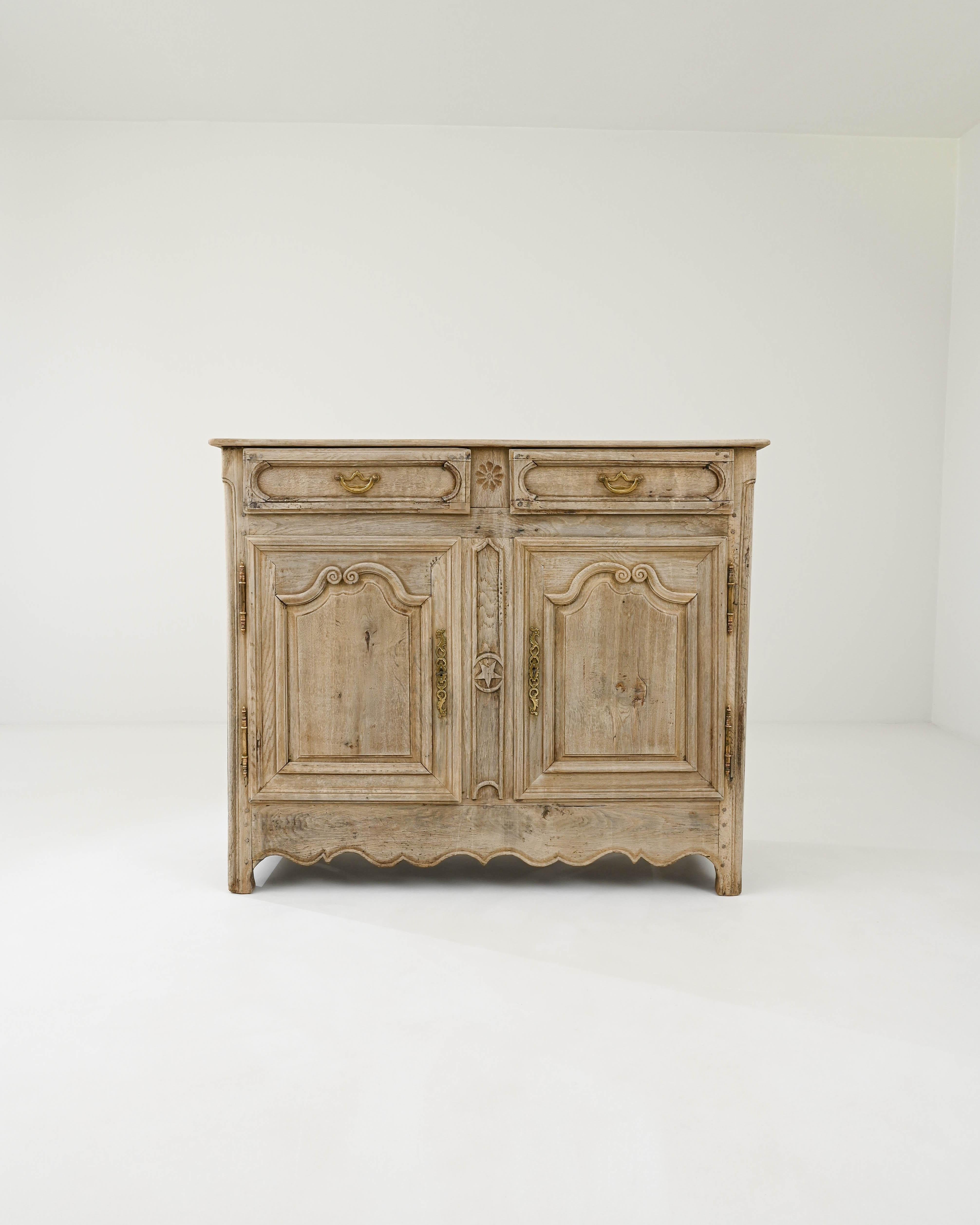 French Provincial 19th Century French Oak Buffet For Sale