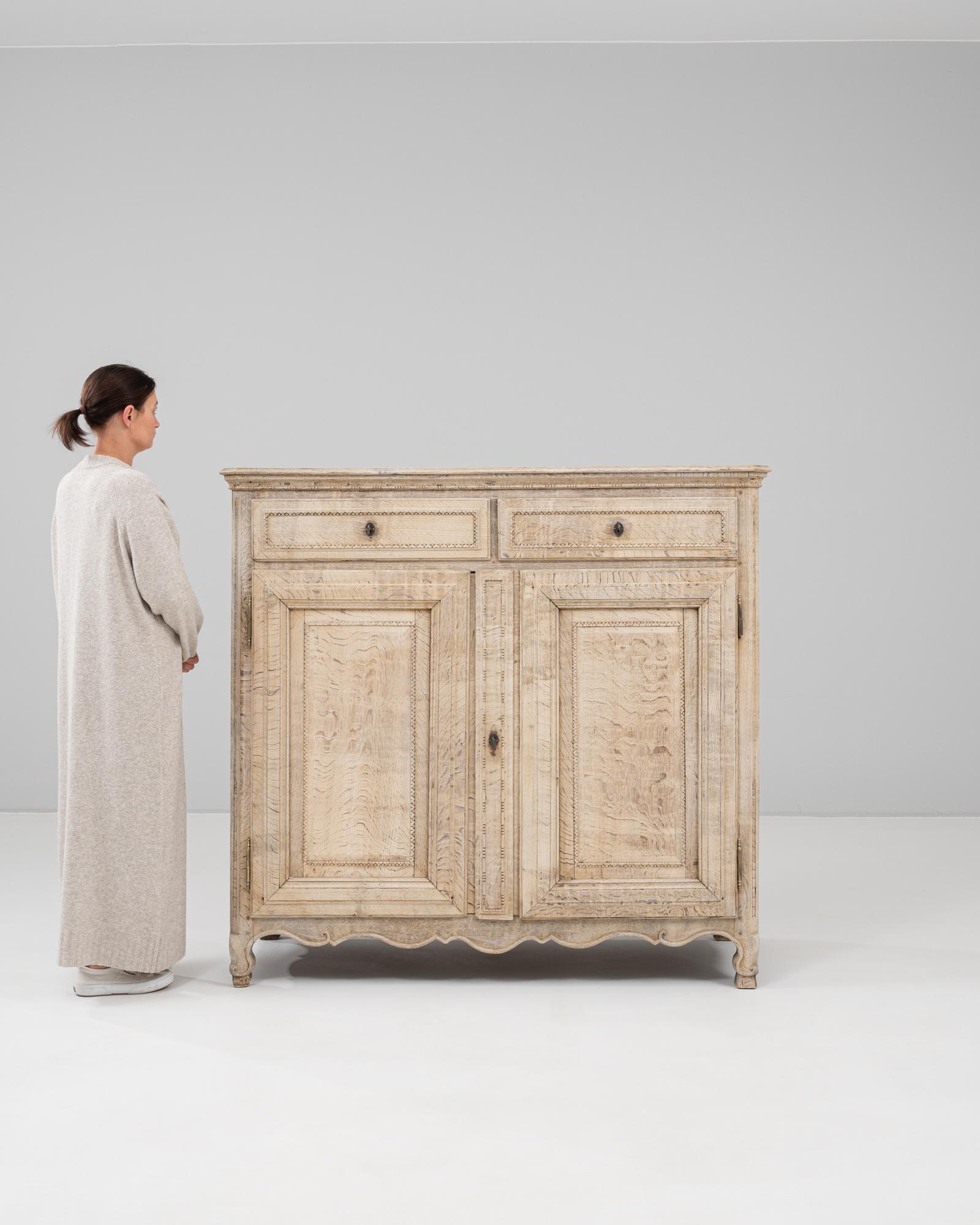 19th Century French Oak Buffet In Good Condition For Sale In High Point, NC