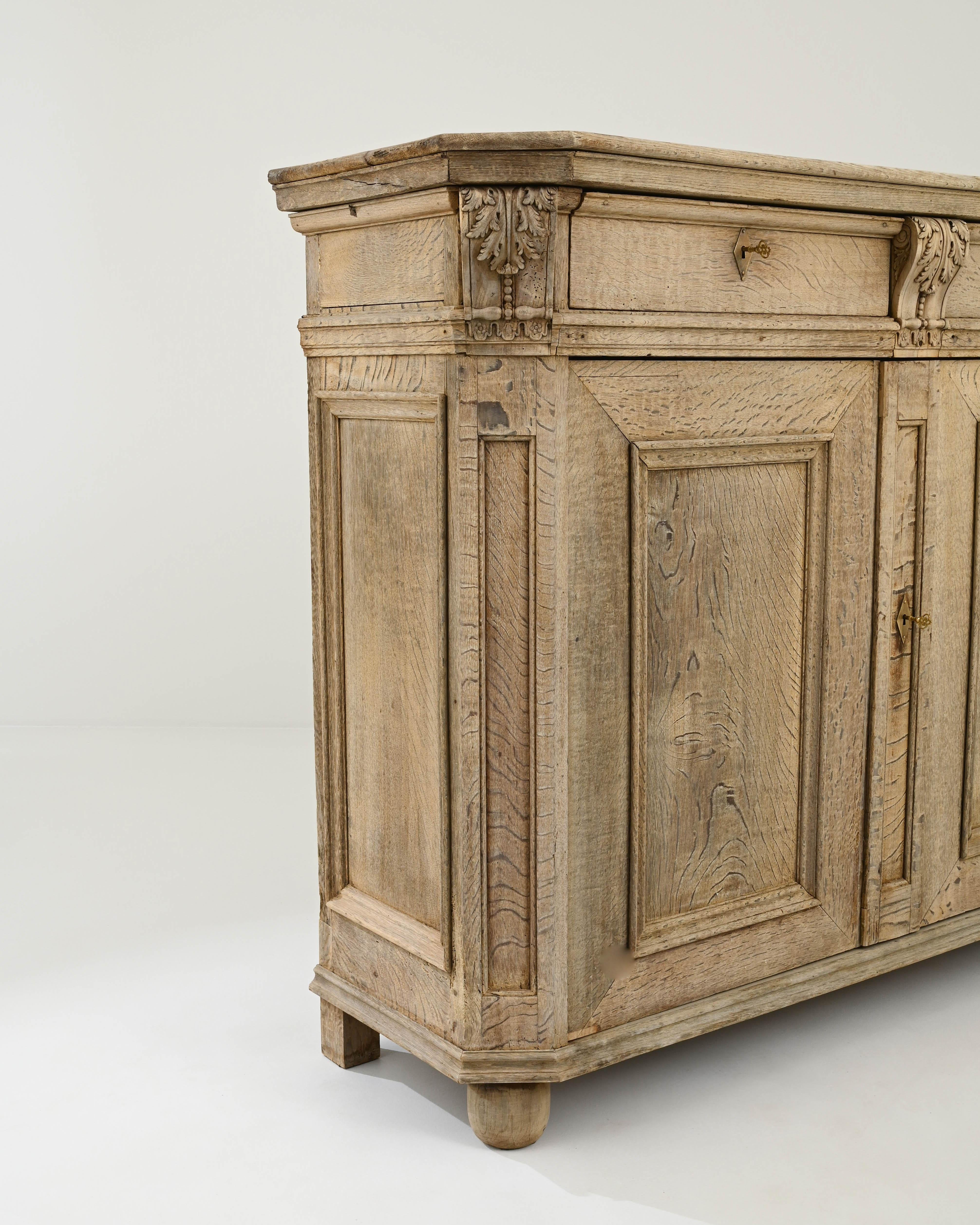 19th Century French Oak Buffet For Sale 3