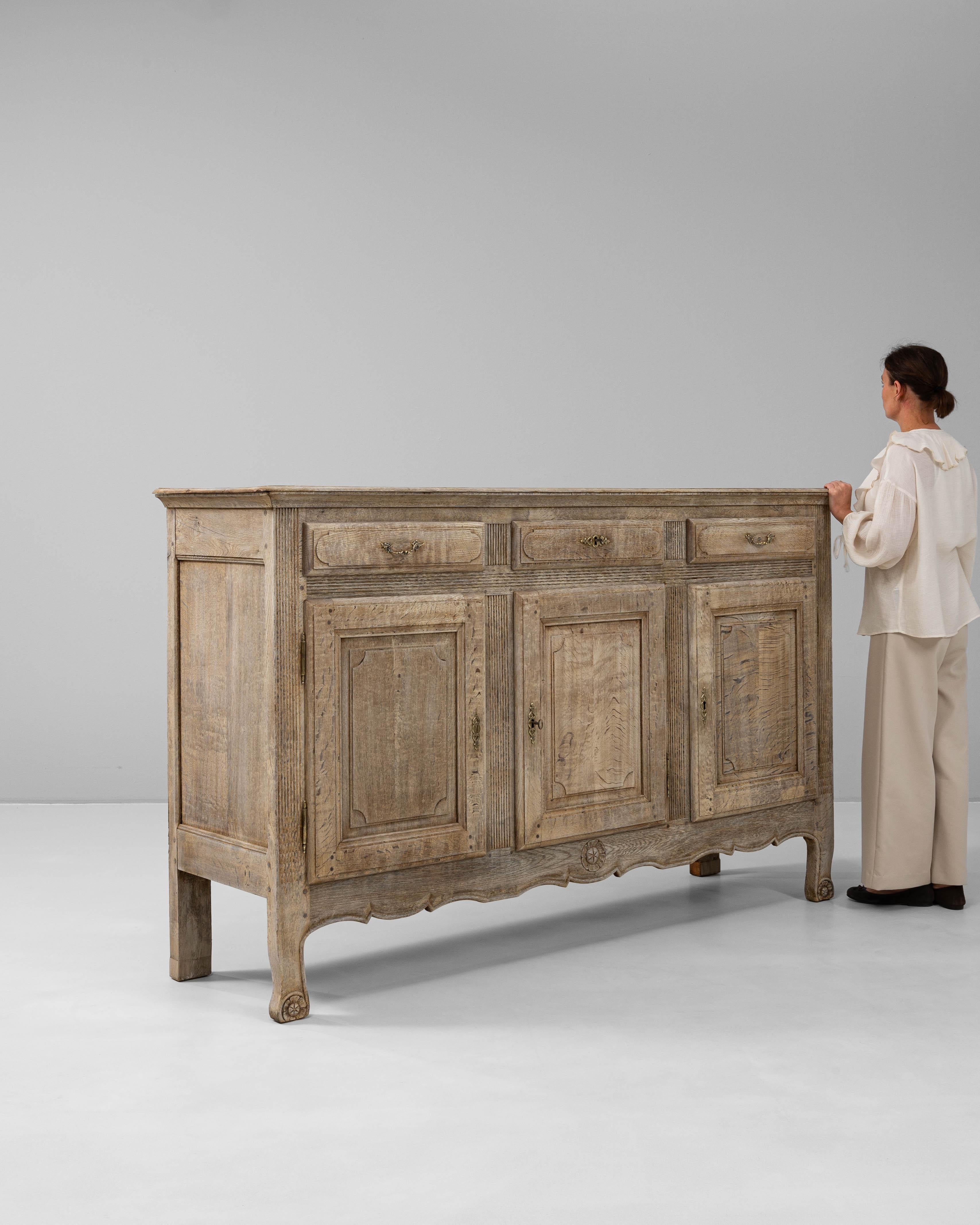 19th Century French Oak Buffet in vendita 2