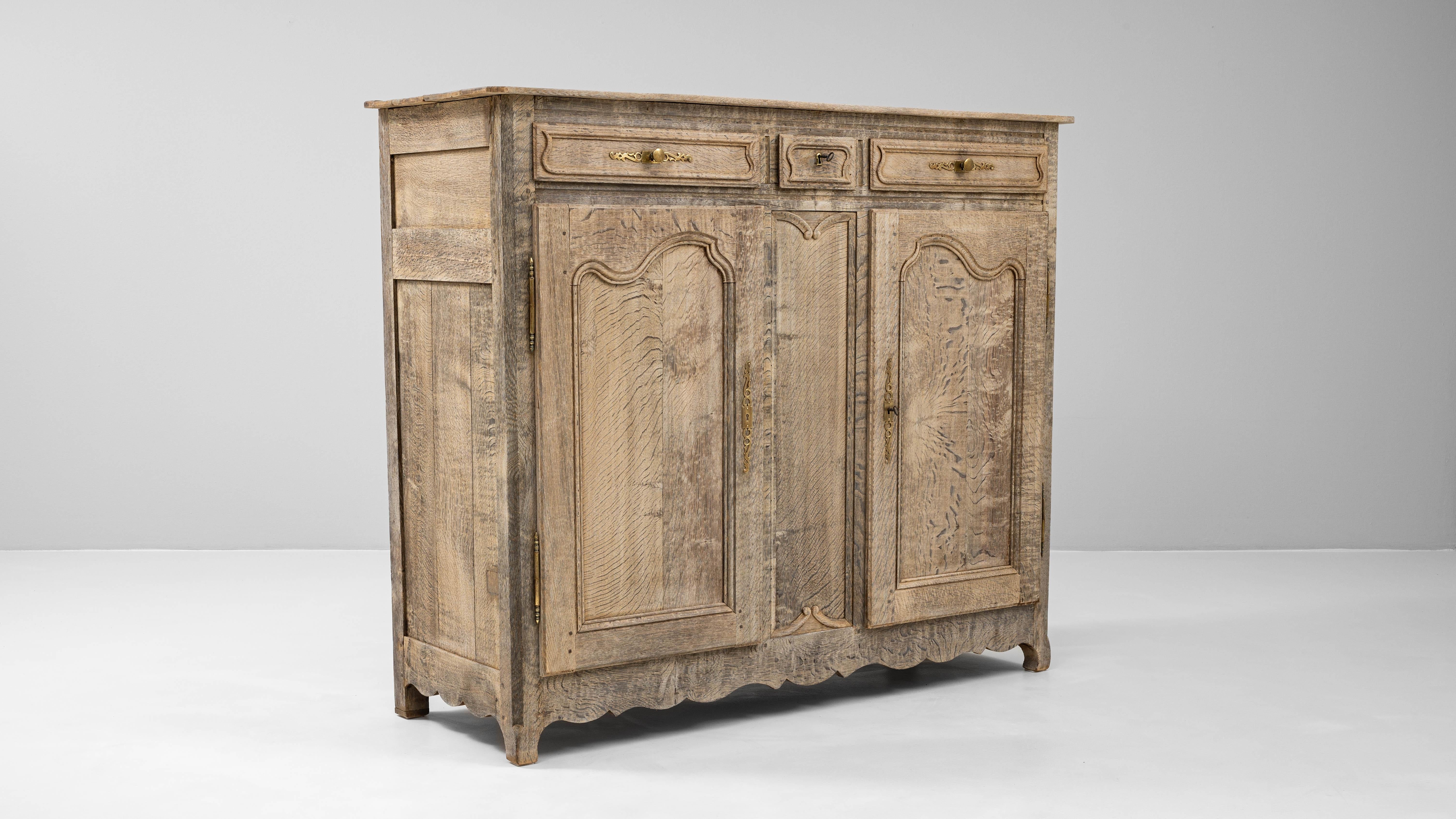 19th Century French Oak Buffet in vendita 3
