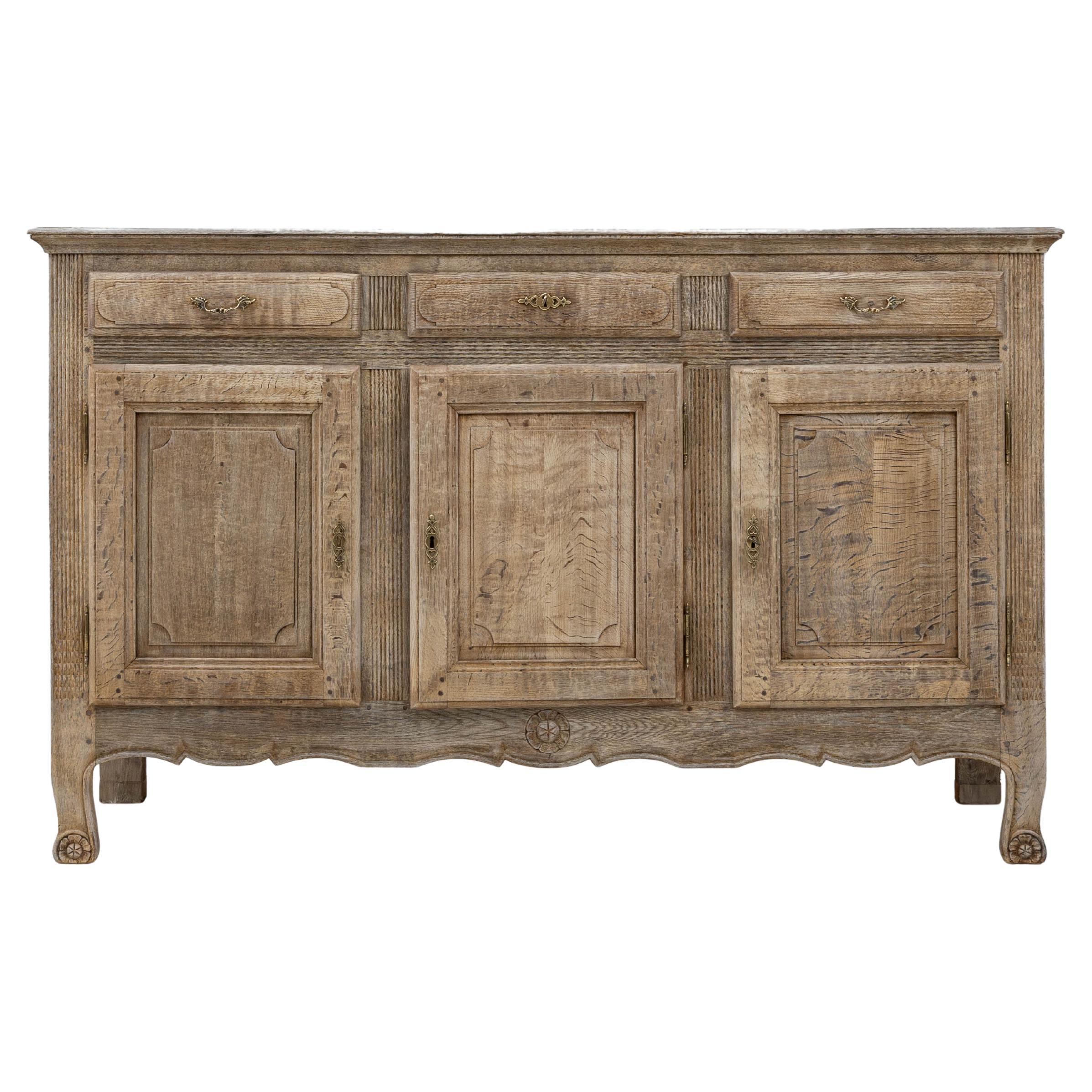 19th Century French Oak Buffet in vendita
