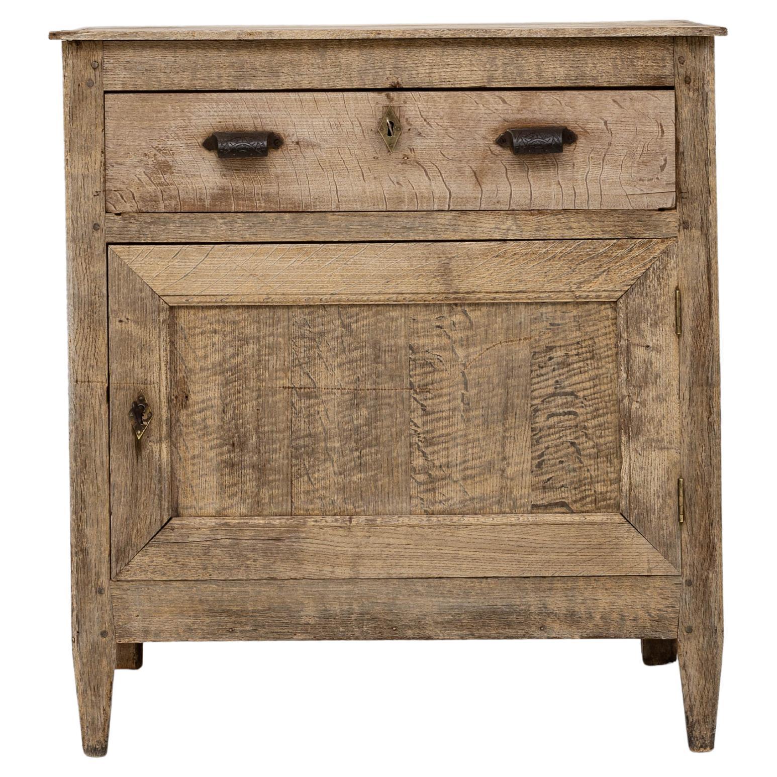 Buffet in Oak francese del XIX secolo