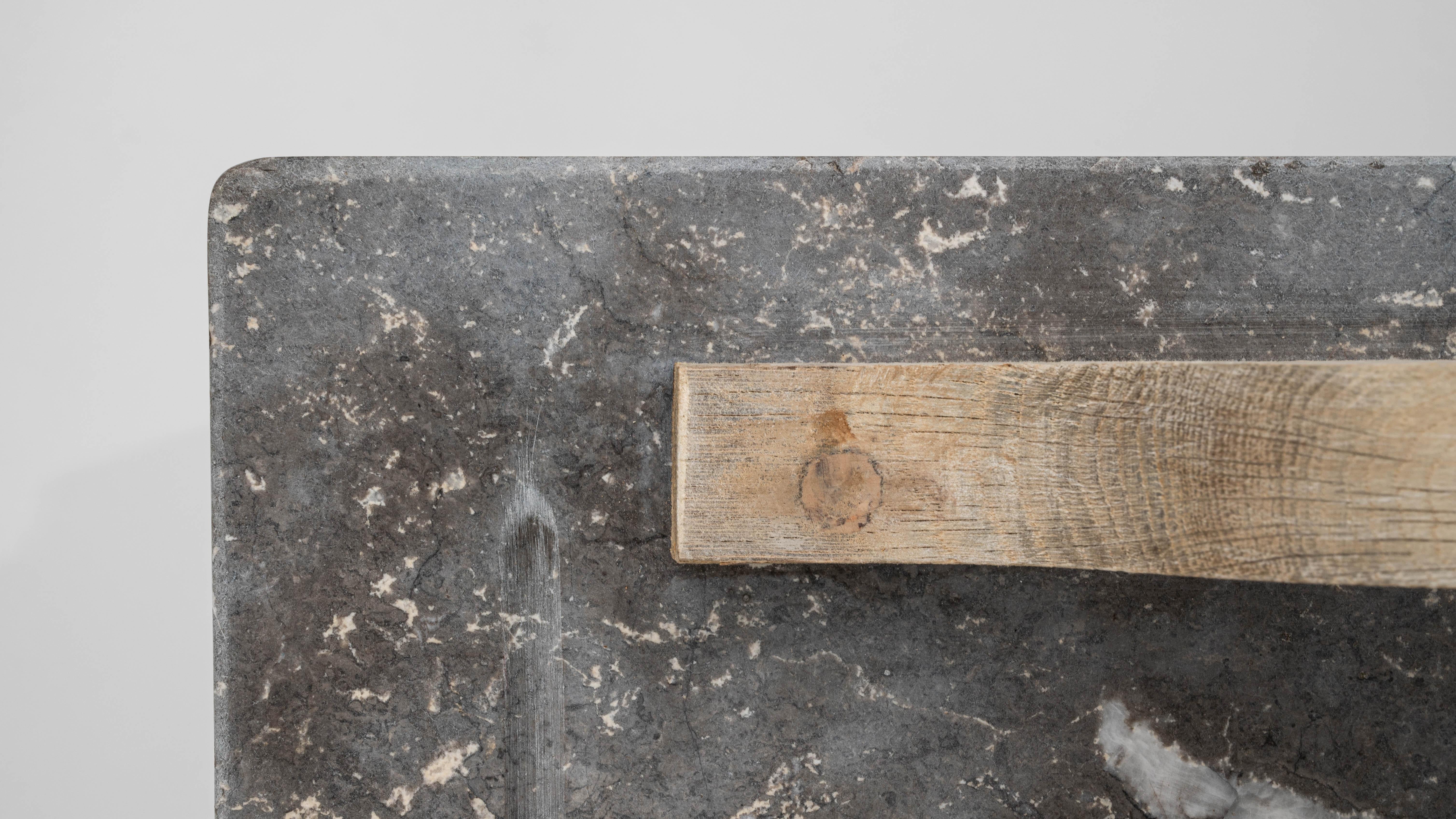 Buffet francese del XIX secolo in Oak con piano in marmo in vendita 10