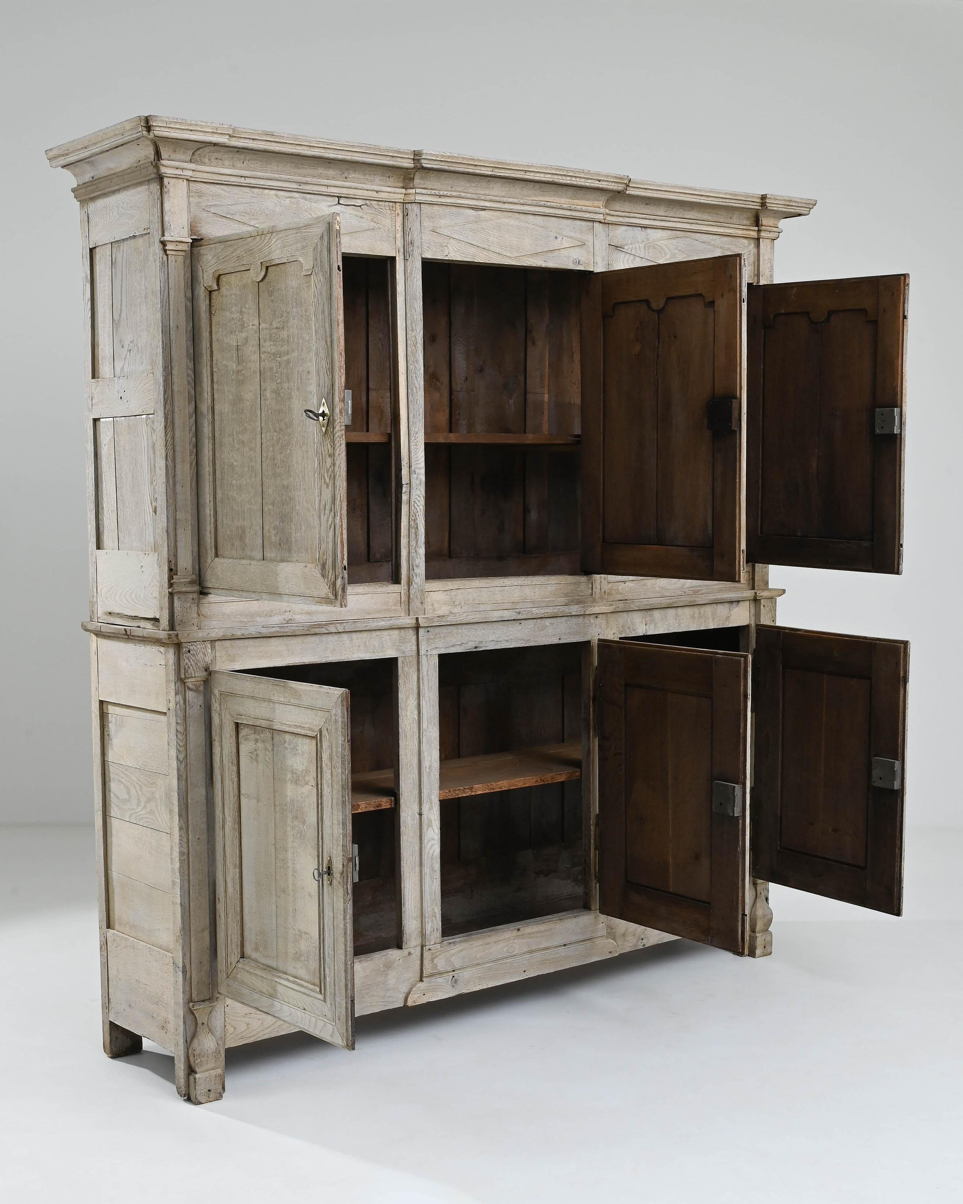 19th Century French Oak Cabinet For Sale 1