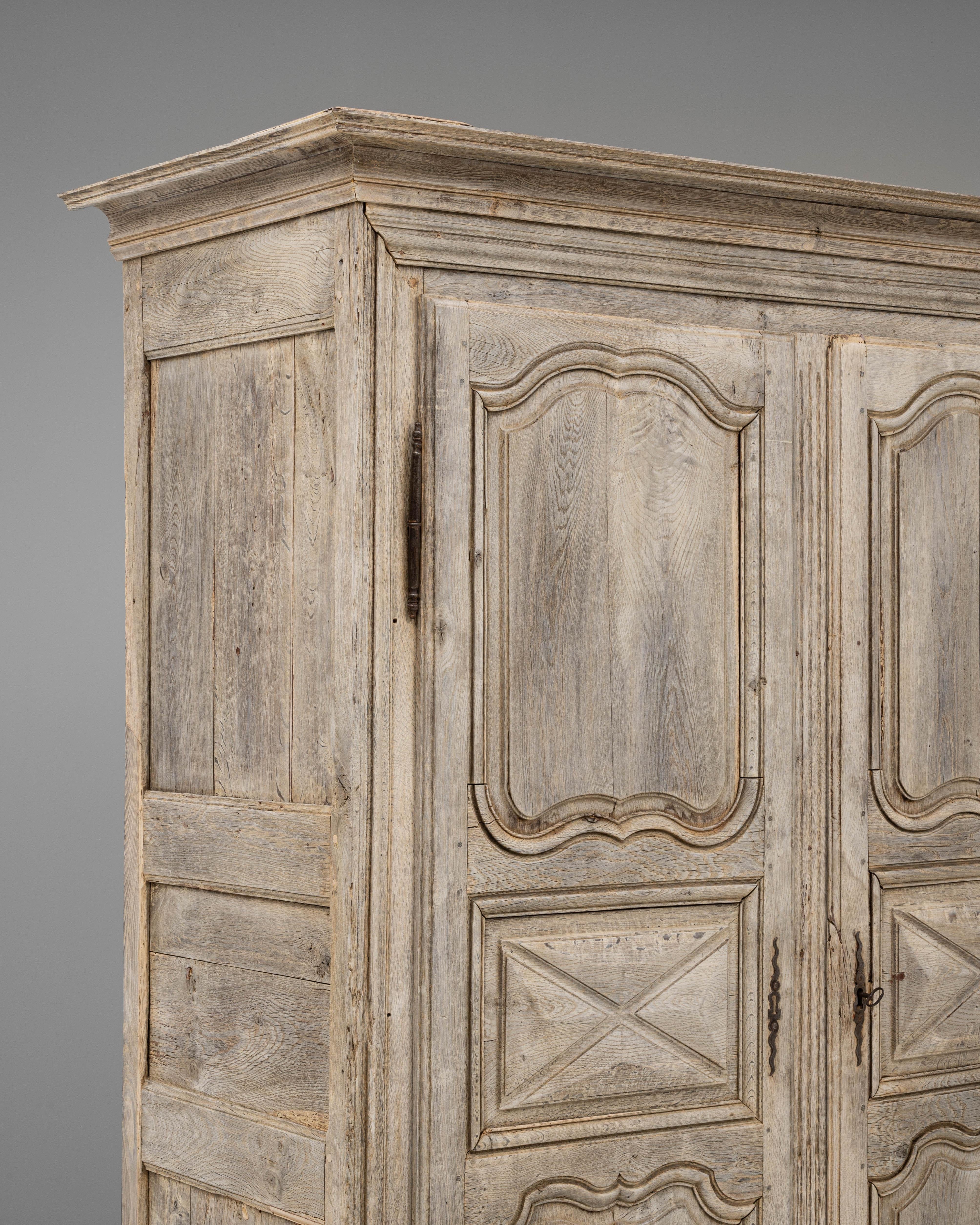Armadio francese del XIX secolo in Oak in vendita 3
