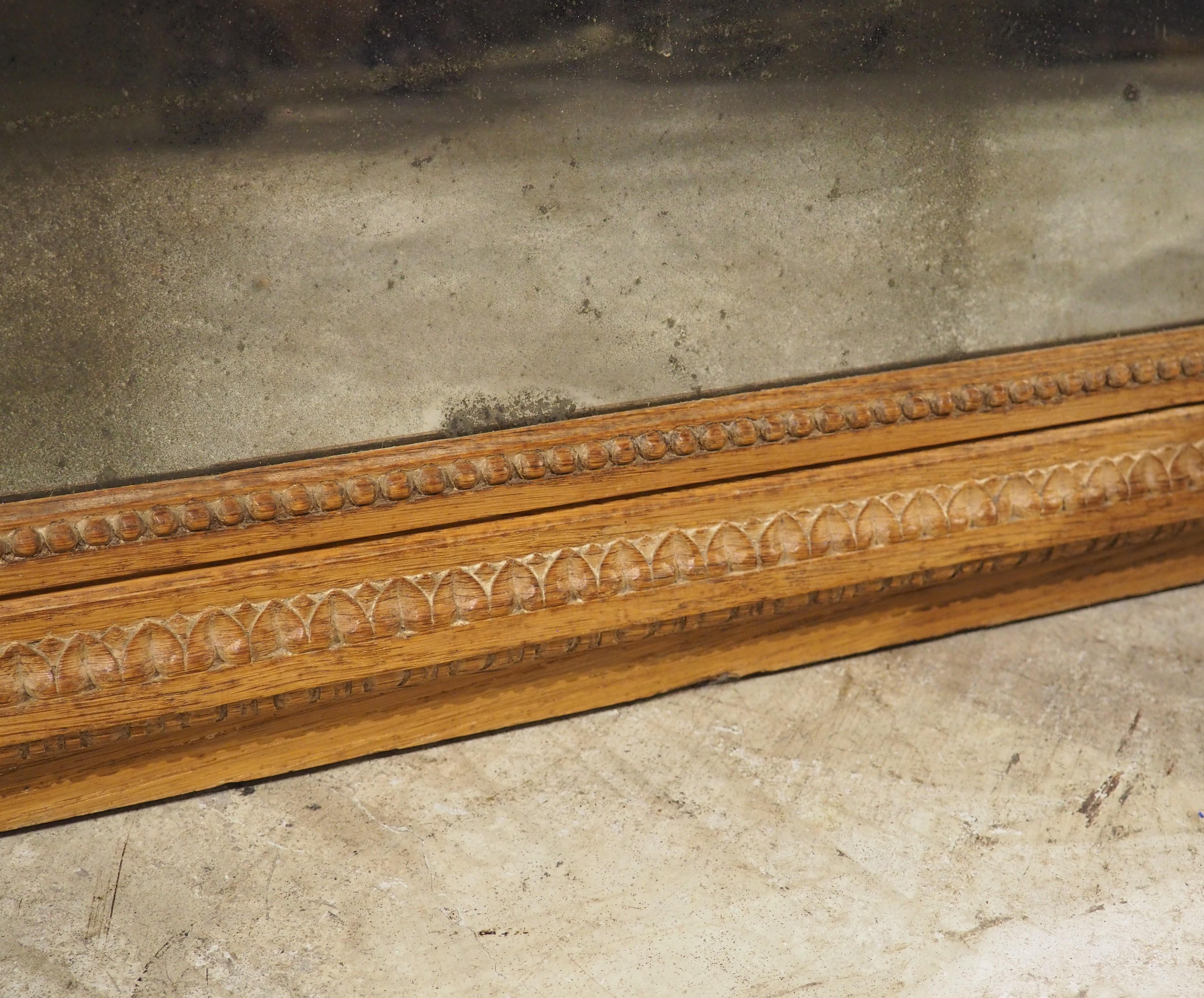 Specchio francese del XIX secolo in Oak intagliato in stile Luigi XVI per il Trofeo Musicale Trumeau in vendita 6
