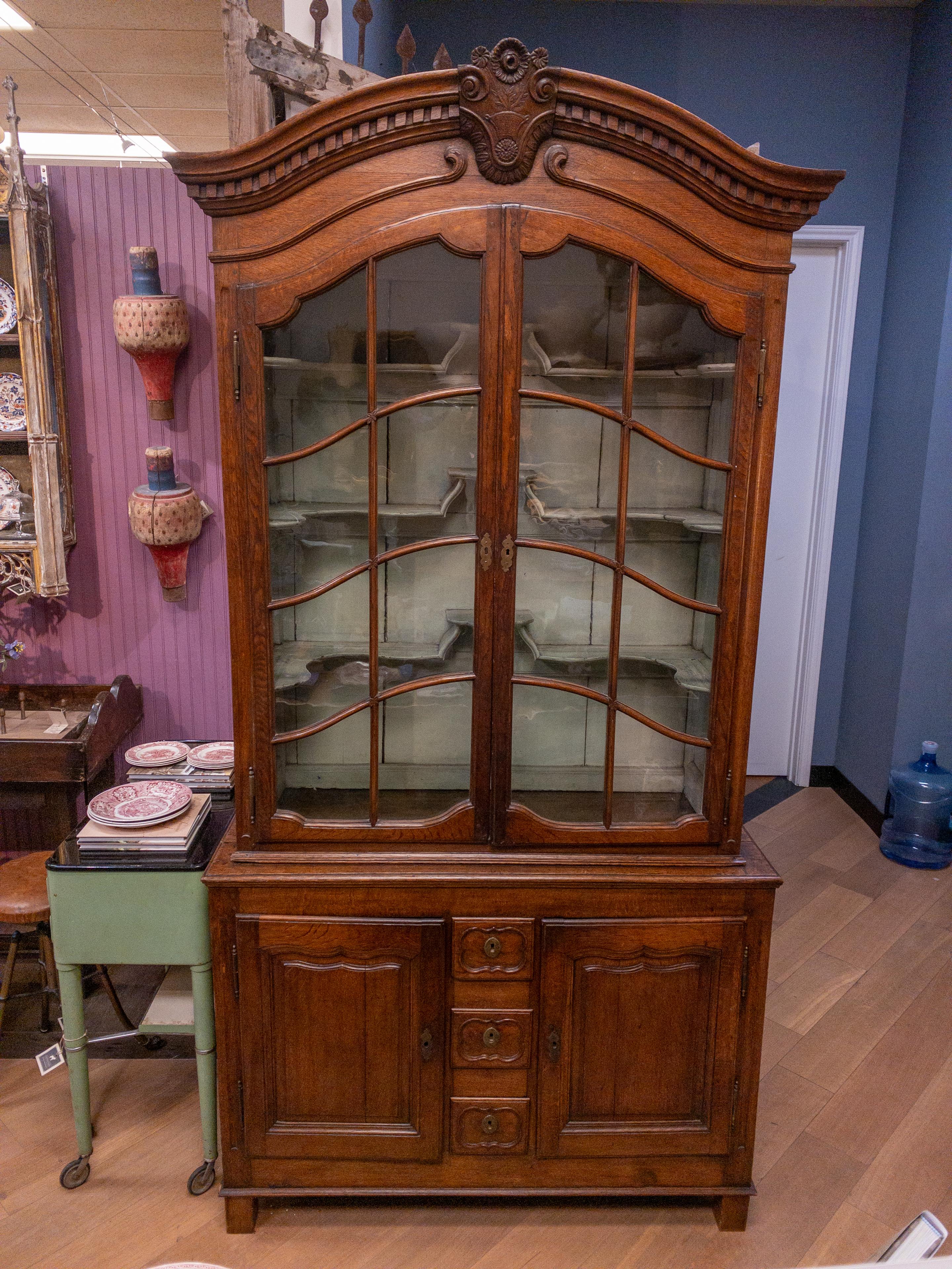 19th Century French Oak China Cabinet For Sale 12