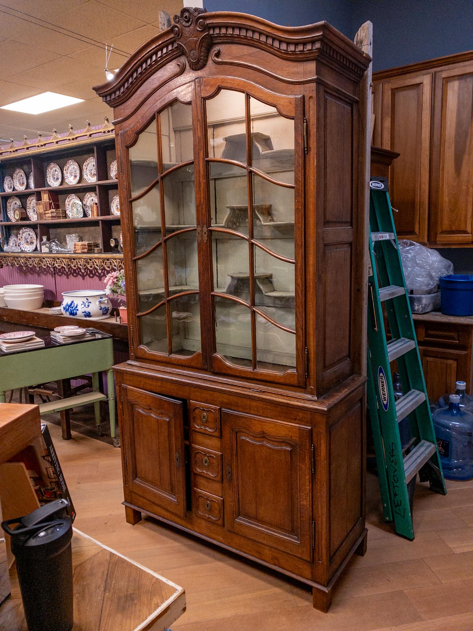 19th Century French Oak China Cabinet For Sale 2