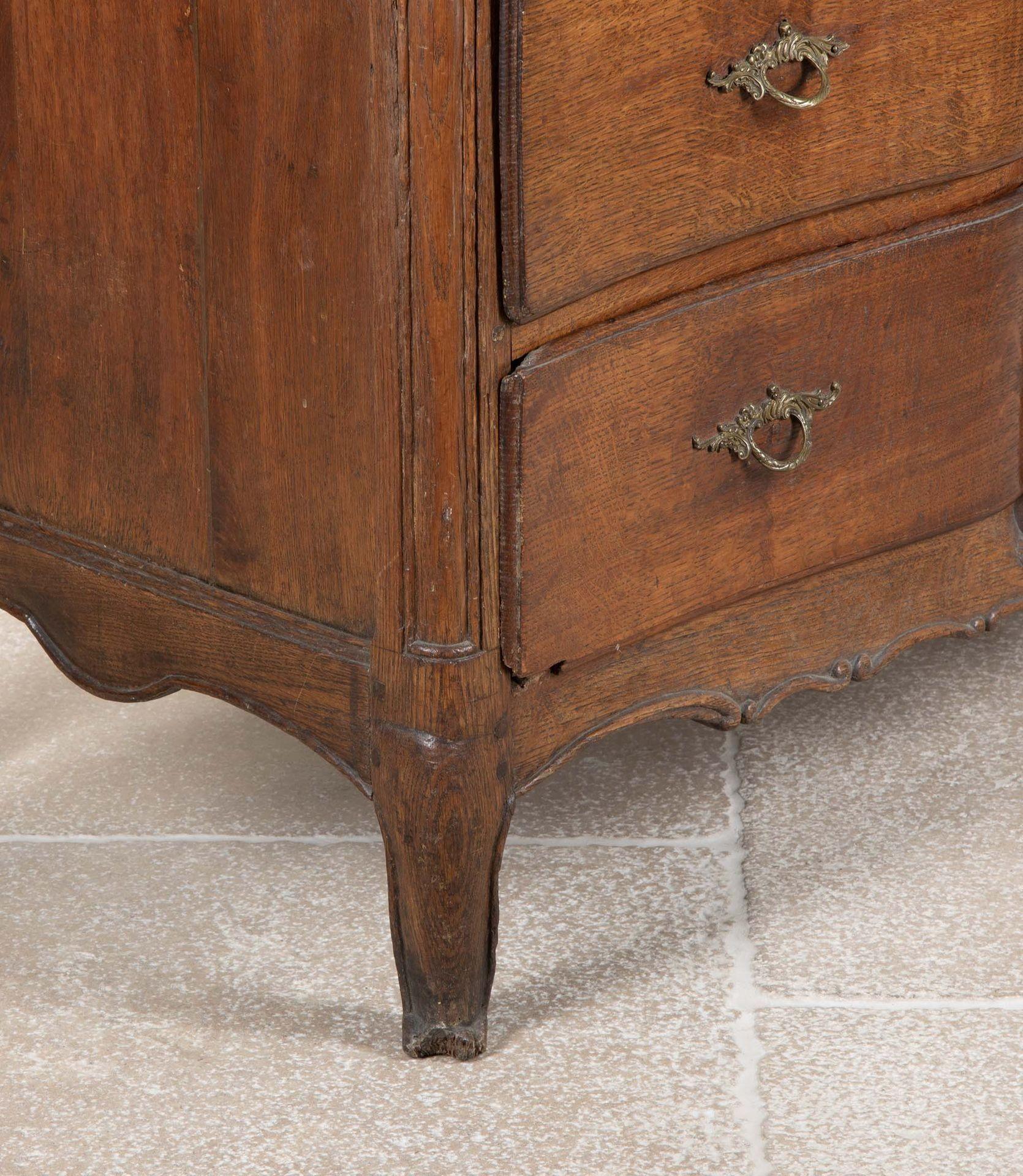 19th Century French Oak Commode In Good Condition For Sale In Gloucestershire, GB