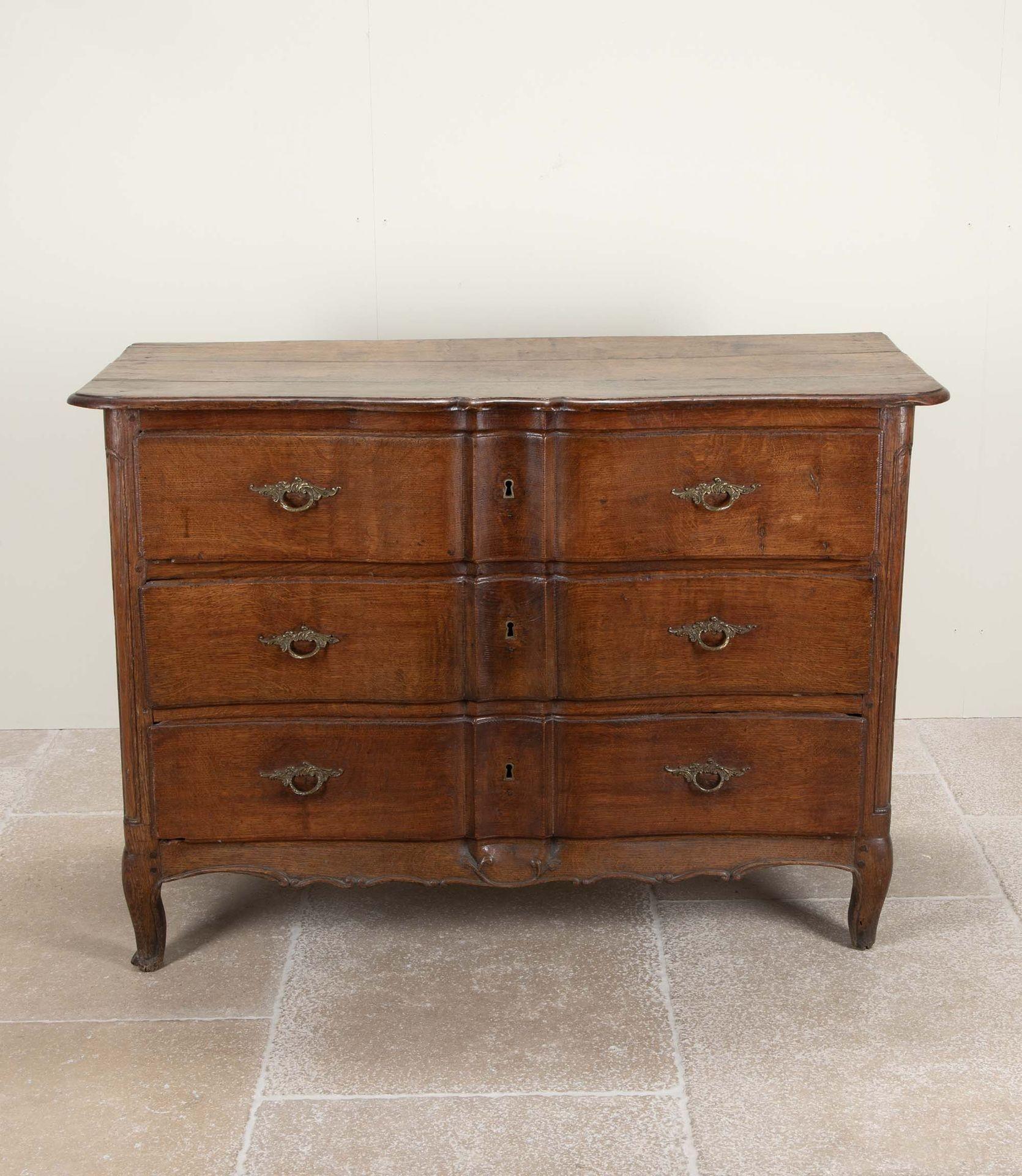 19th Century French Oak Commode For Sale 2