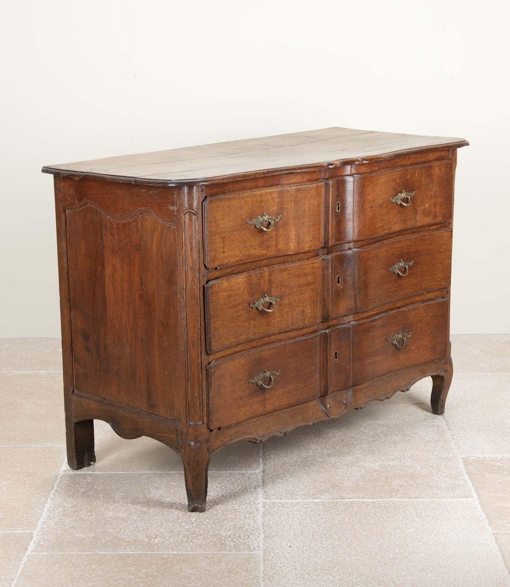 19th Century French Oak Commode For Sale 3