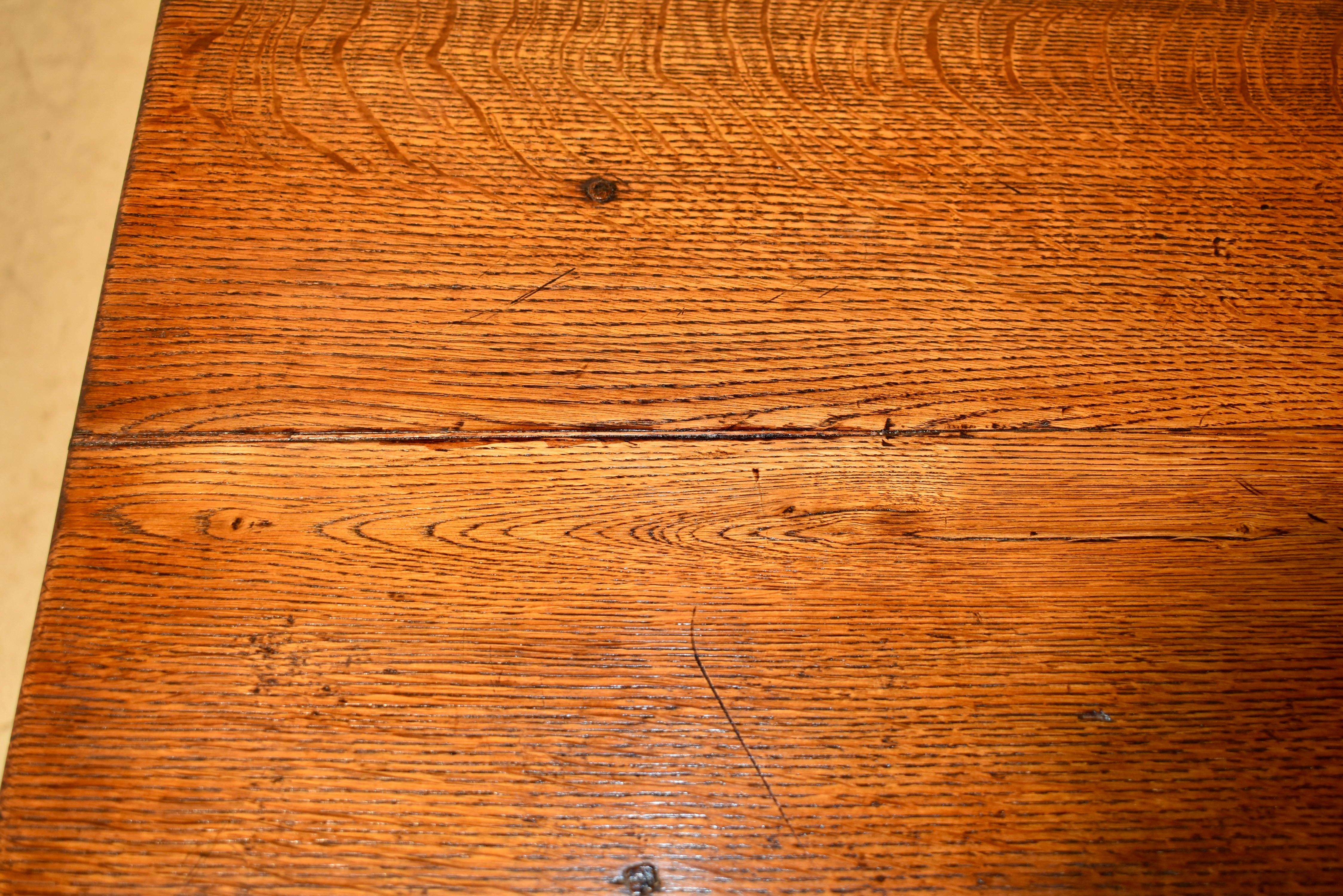 Tavolo consolle in Oak francese del XIX secolo in vendita 4