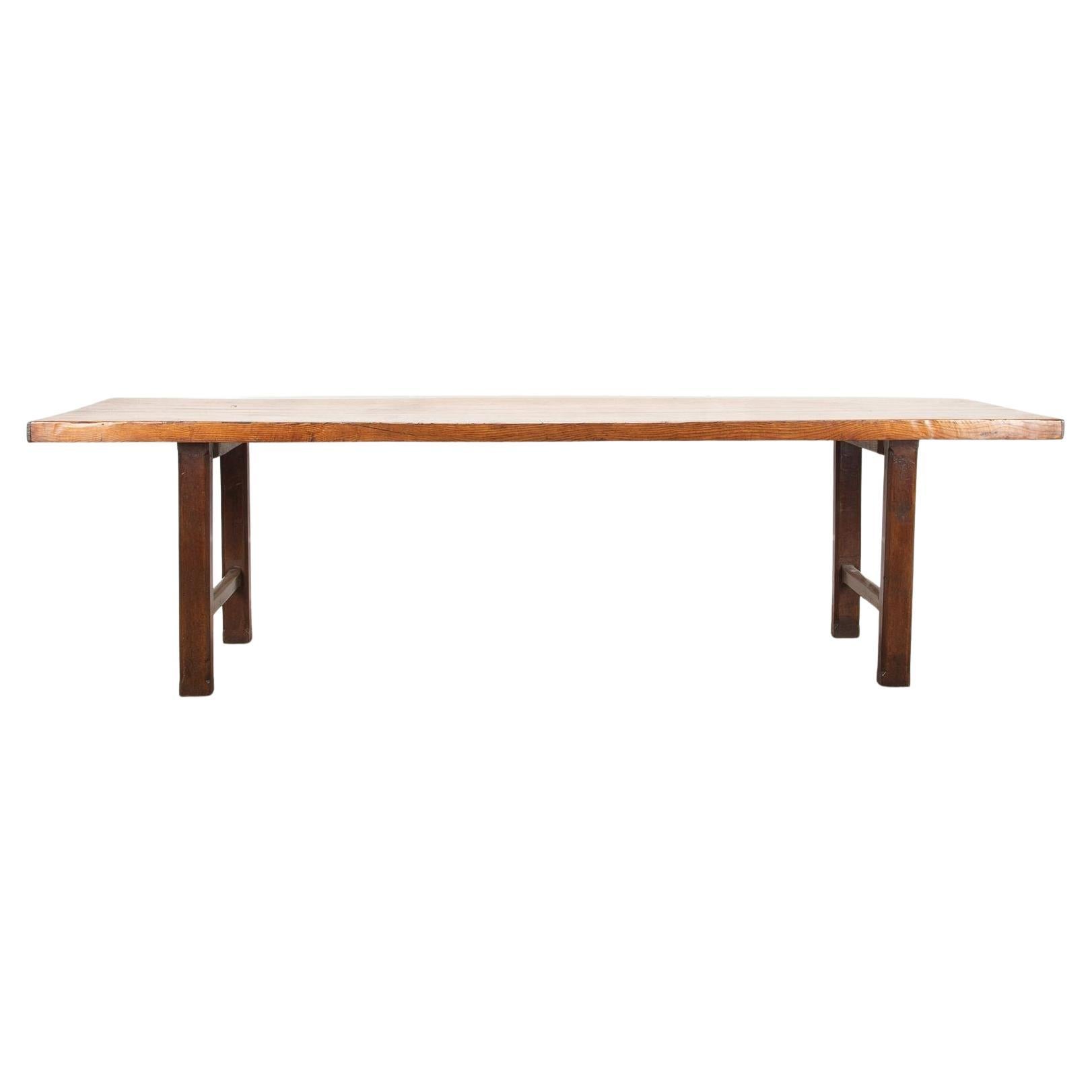 19th Century French Oak Country Farmhouse Table im Angebot