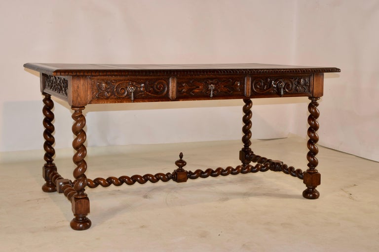 19th Century French Oak Desk For Sale 6