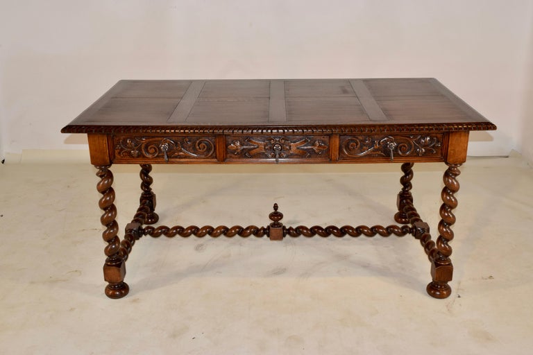 19th Century French Oak Desk For Sale 1