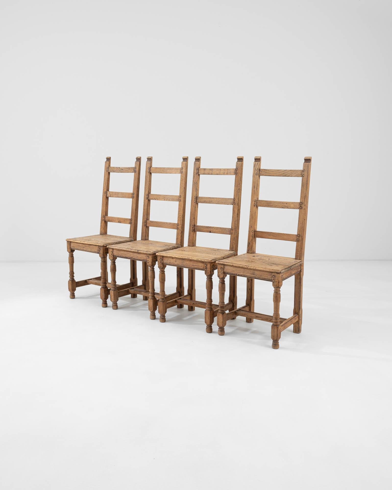 19th Century French Oak Dining Chairs, Set of Four For Sale 3