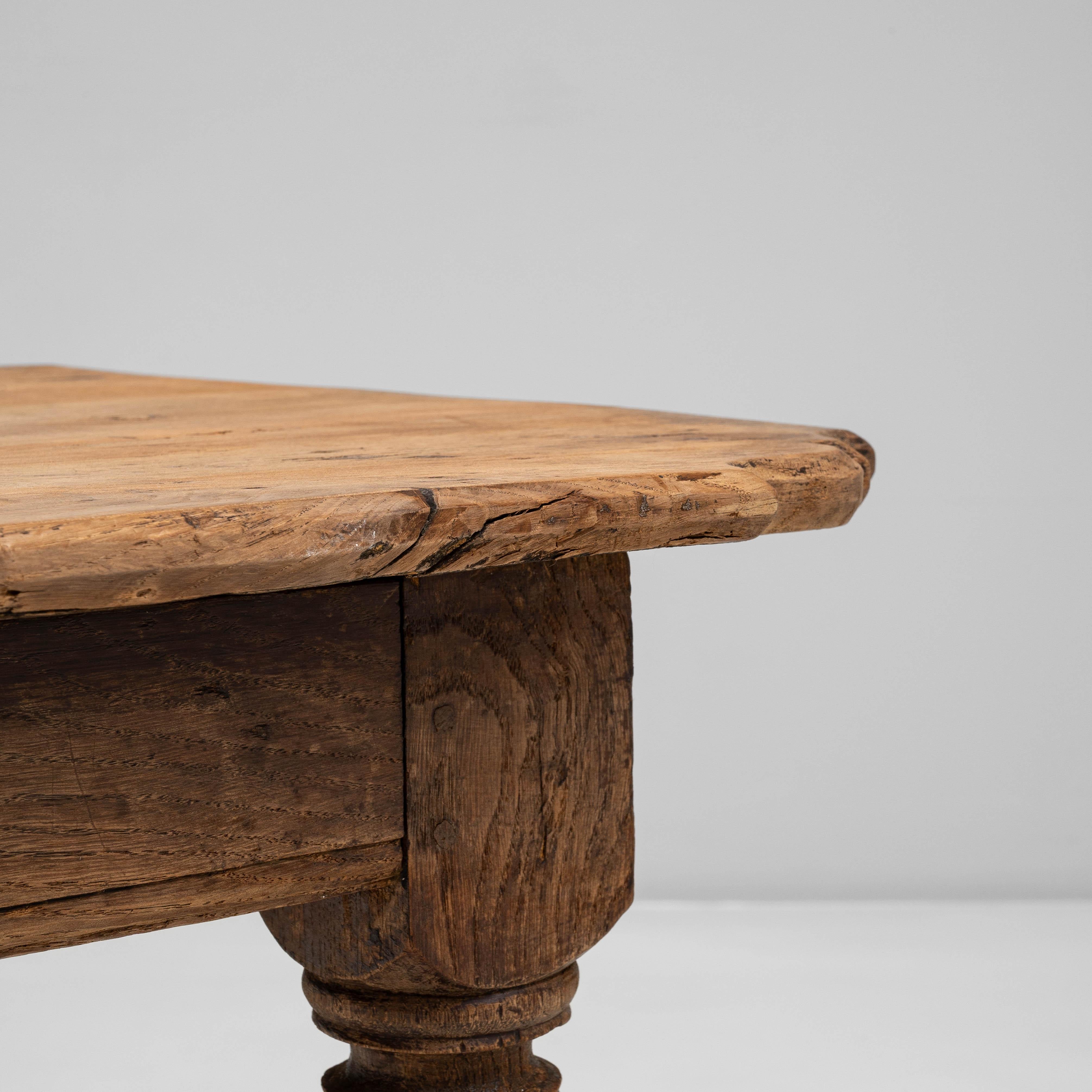 Mesa de comedor francesa de roble del siglo XIX en venta 5