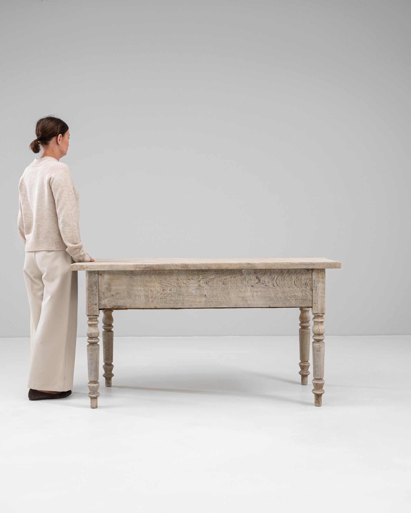 19th Century French Oak Dining Table For Sale 1