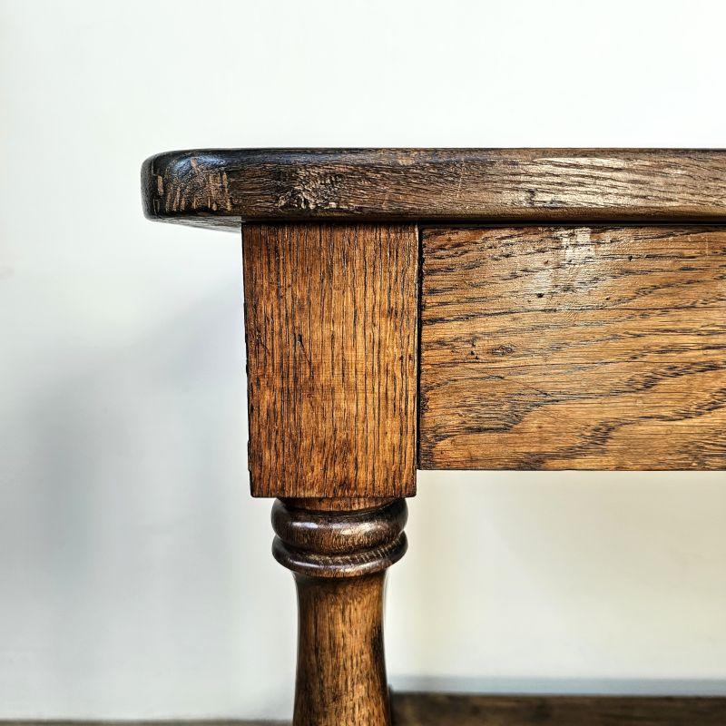 Français Table de drapier en chêne français du XIXe siècle en vente