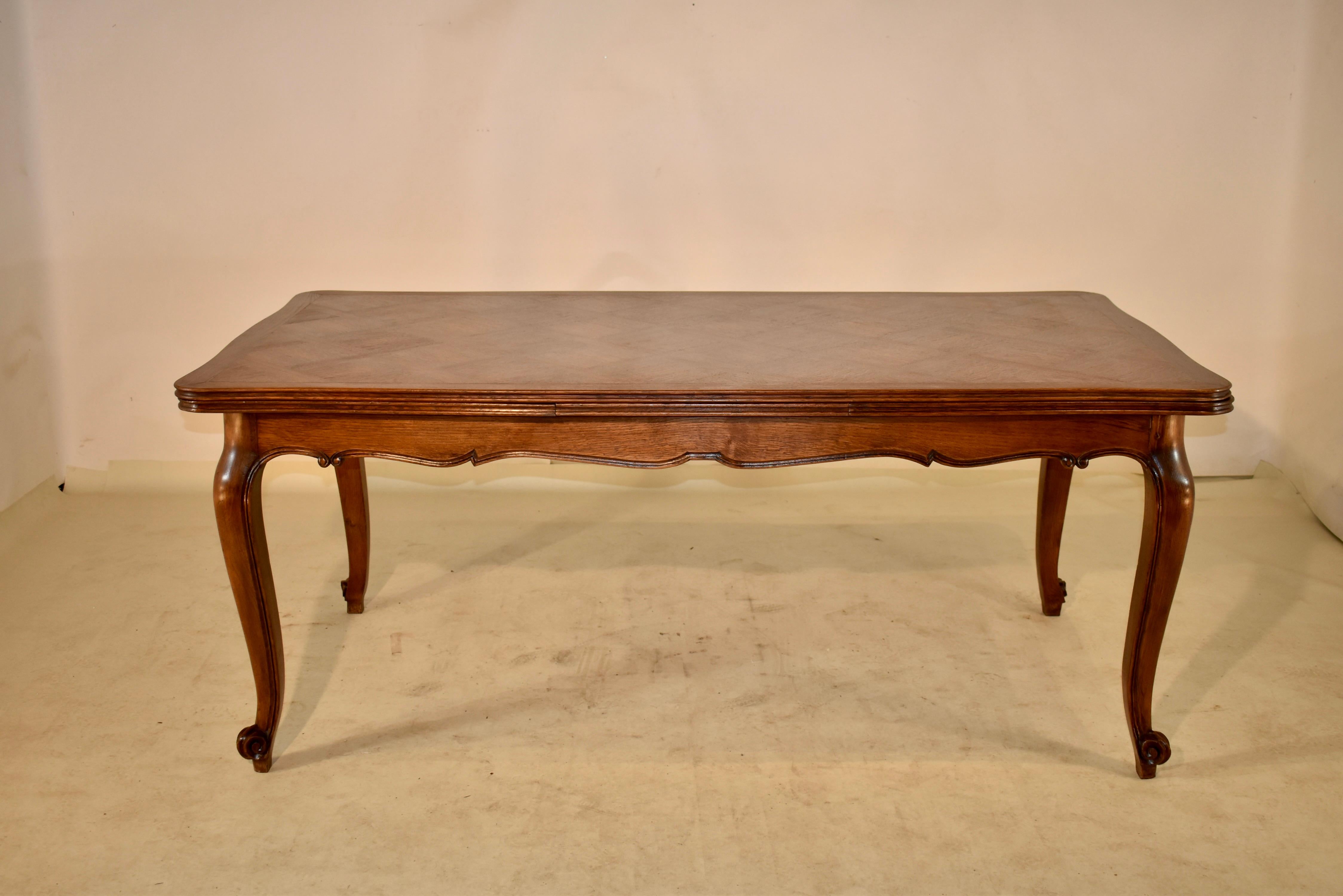 19th Century, French, Oak Draw-Leaf Table  1