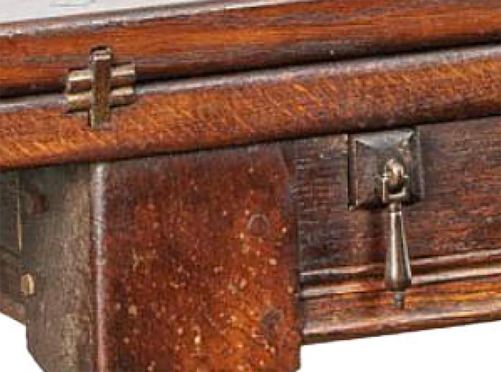 Français 19th Century French Oak Fold-Over Top Table en vente