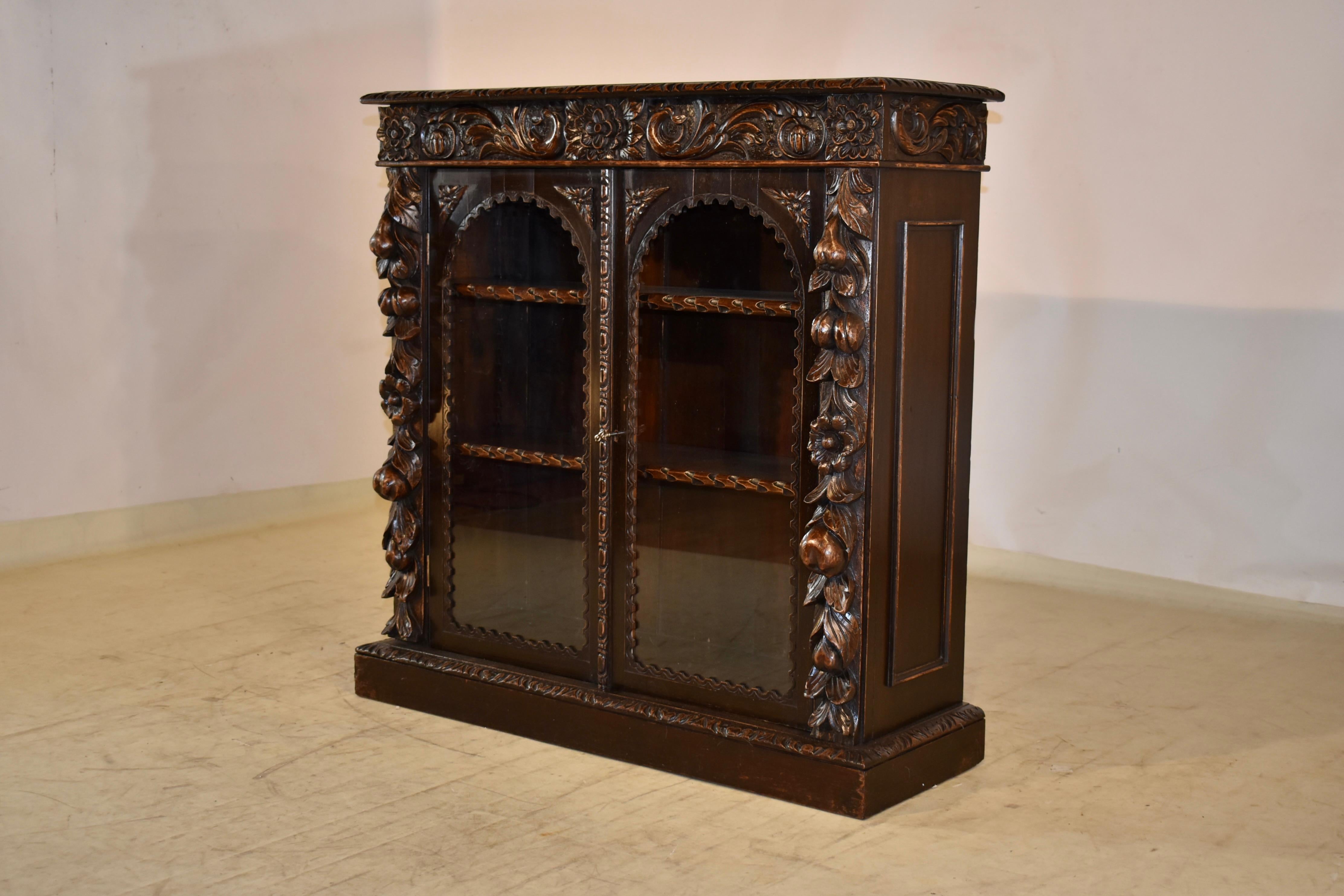 19th Century French Oak Glazed Bookcase In Good Condition In High Point, NC