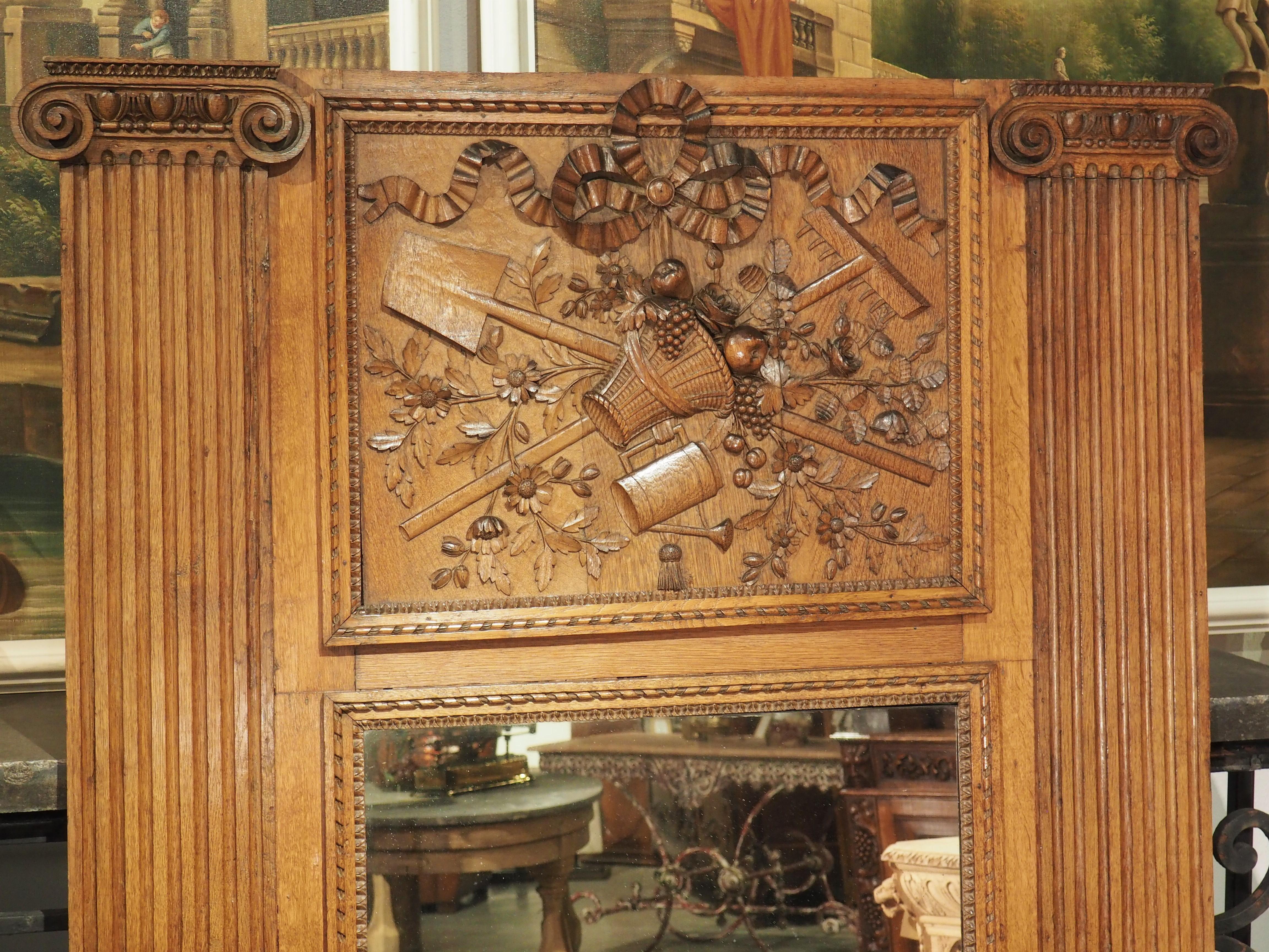 19th Century French Oak Louis XVI Style Trumeau Mirror with Gardening Motifs In Good Condition For Sale In Dallas, TX