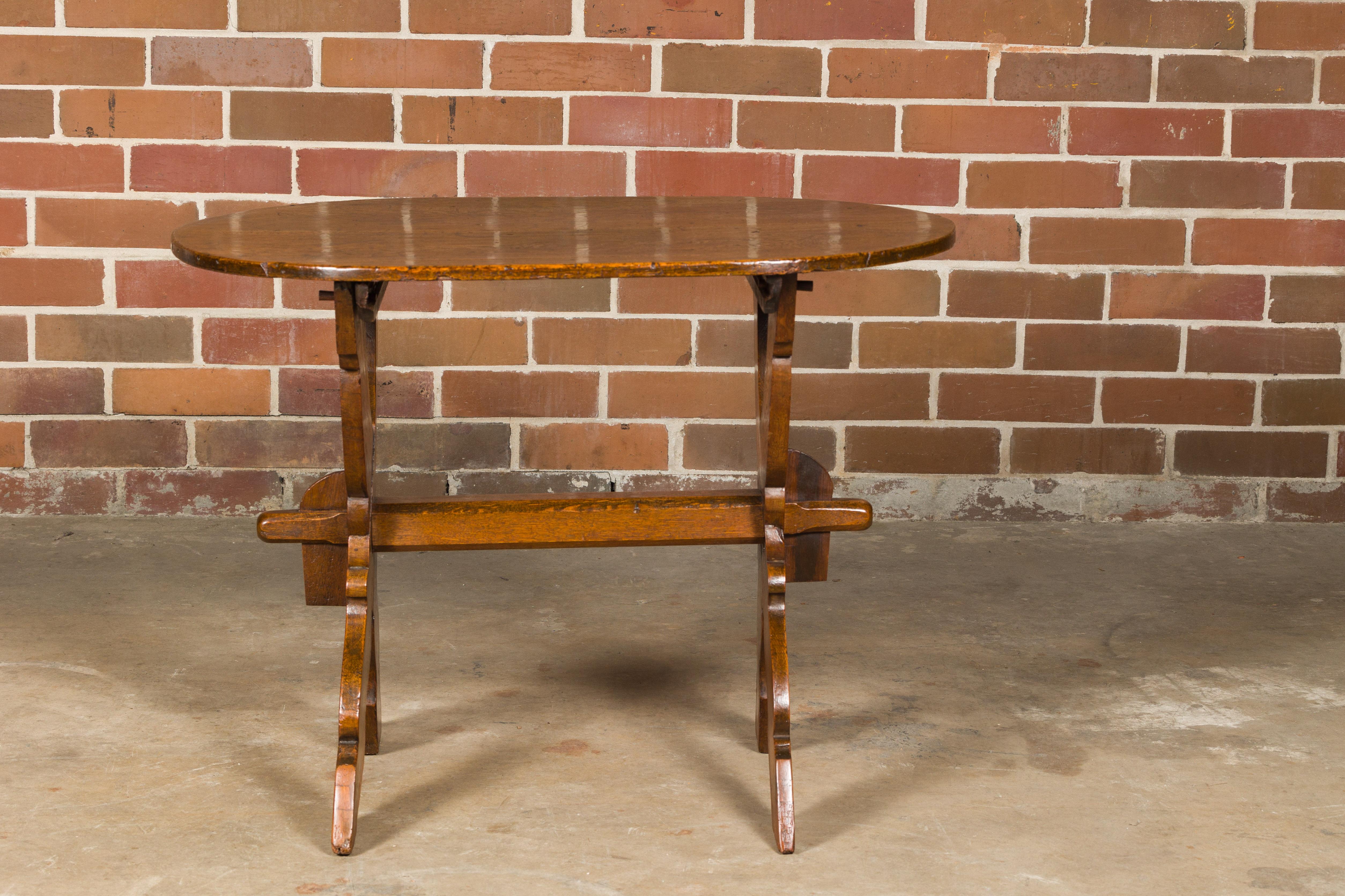 19th Century French Oak Oval Top Trestle Side Table with X-Form Carved Base For Sale 2