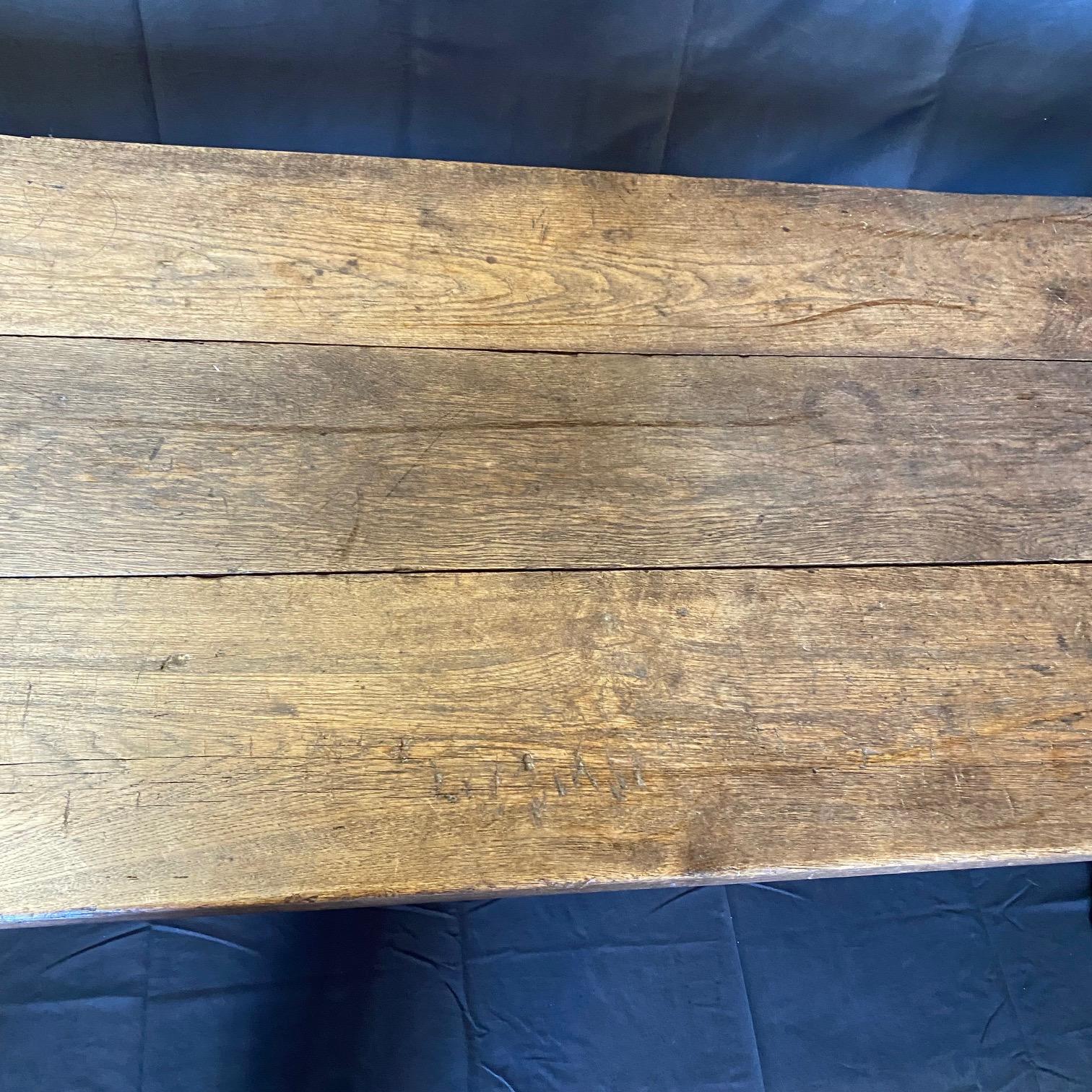 19th Century French Oak Provincial Farmhouse Dining Table For Sale 4