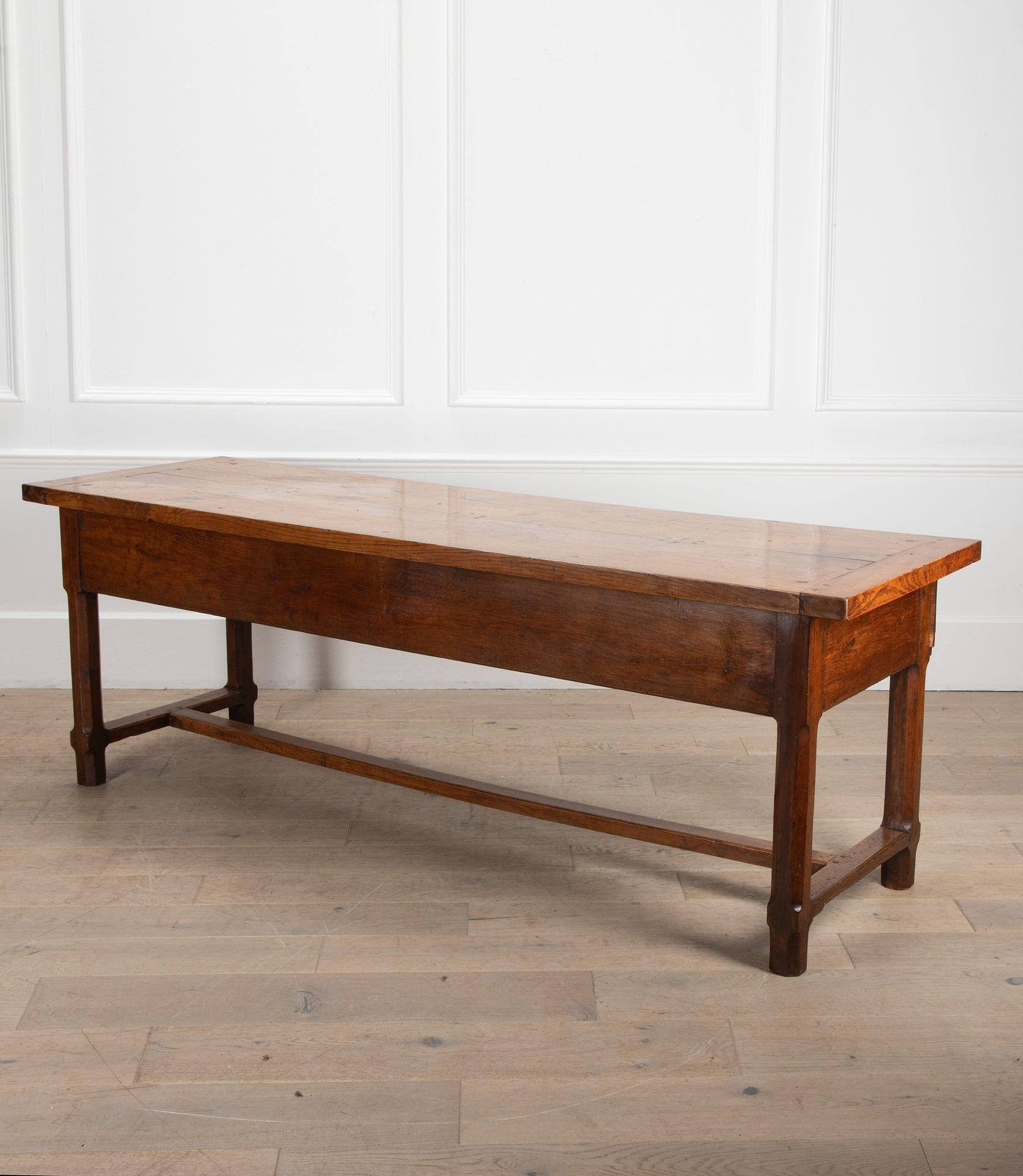 Mesa de servicio francesa de roble del siglo XIX en venta 6