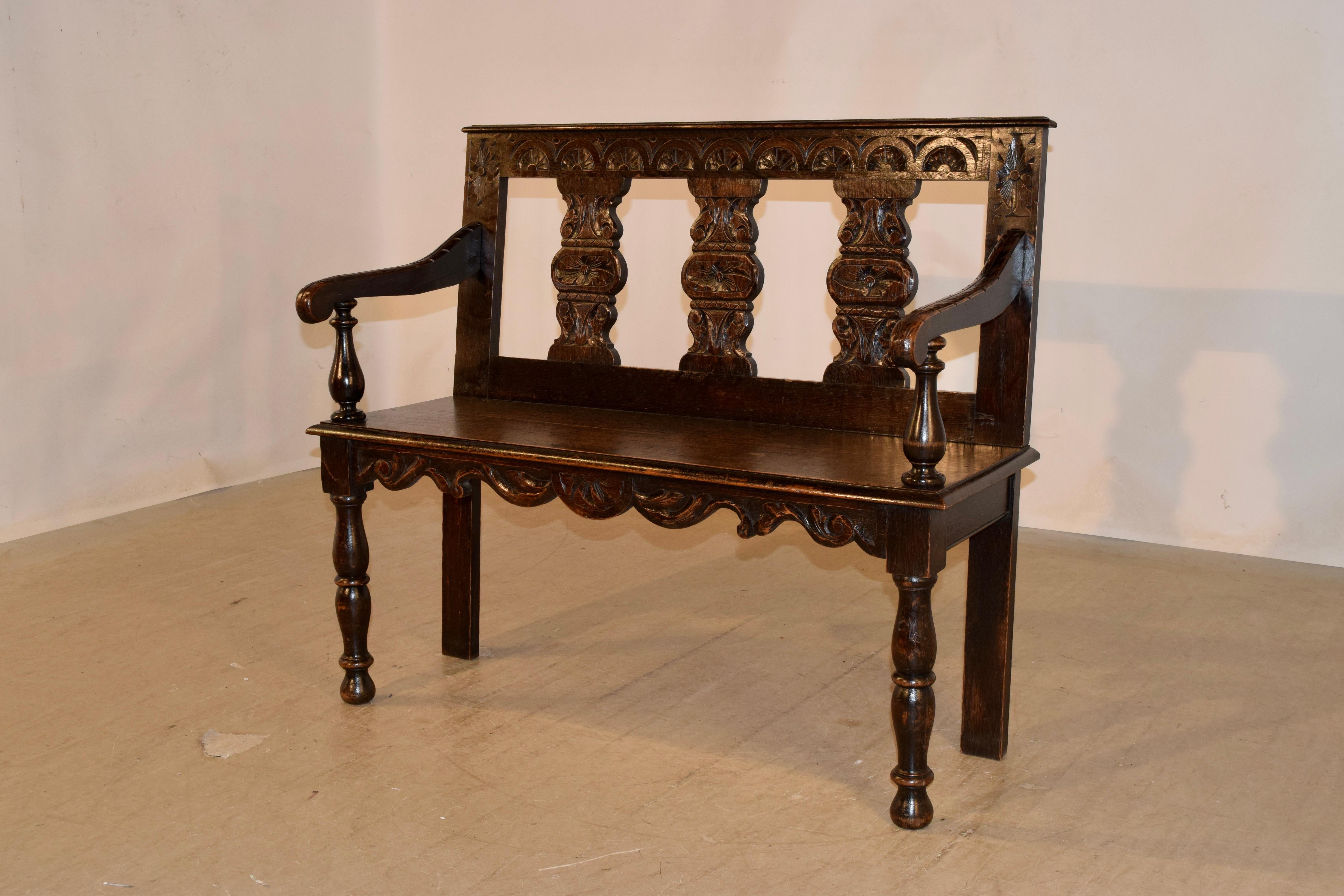 19th Century French Oak Settee In Good Condition For Sale In High Point, NC