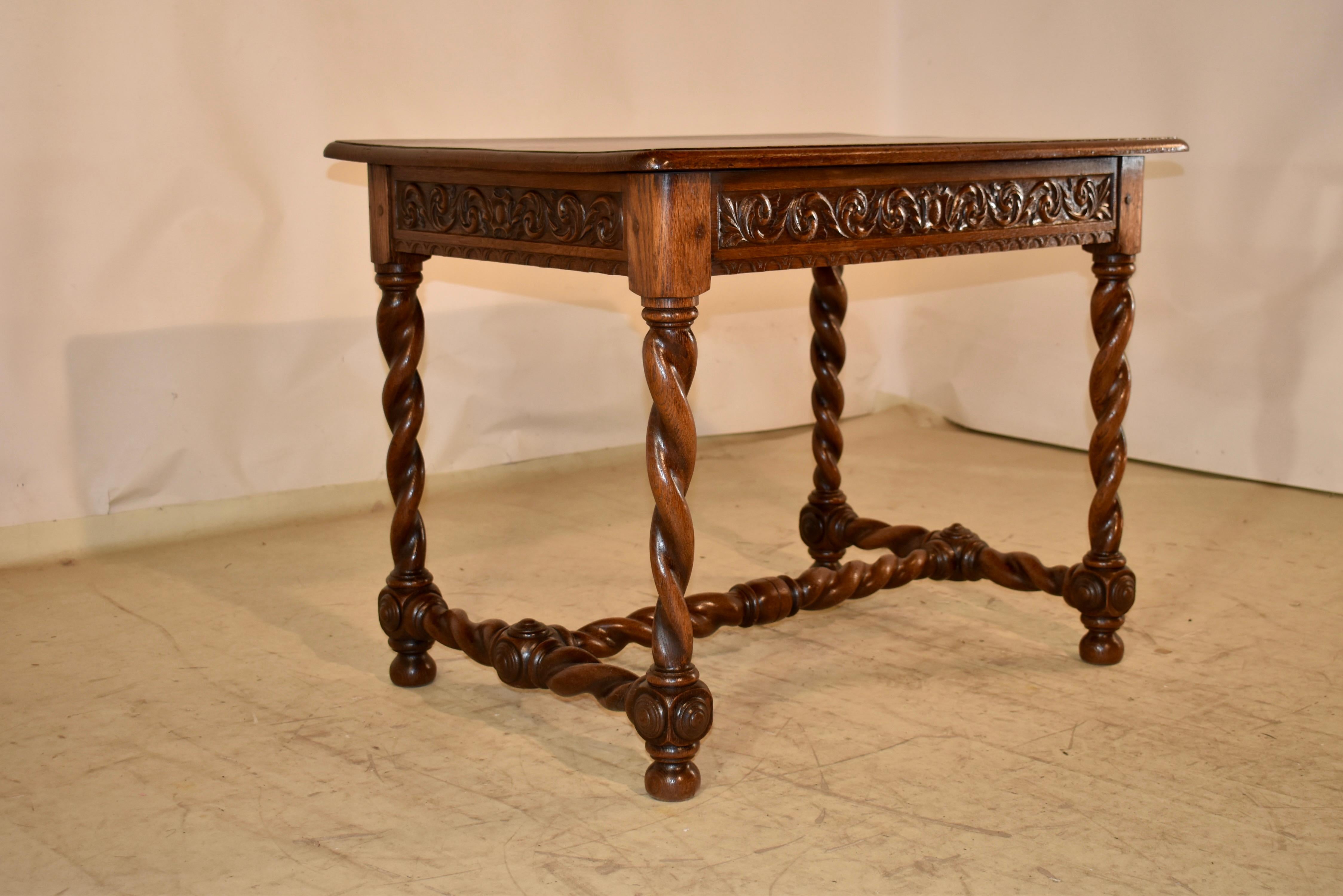 Mesa auxiliar francesa de roble del siglo XIX Francés en venta