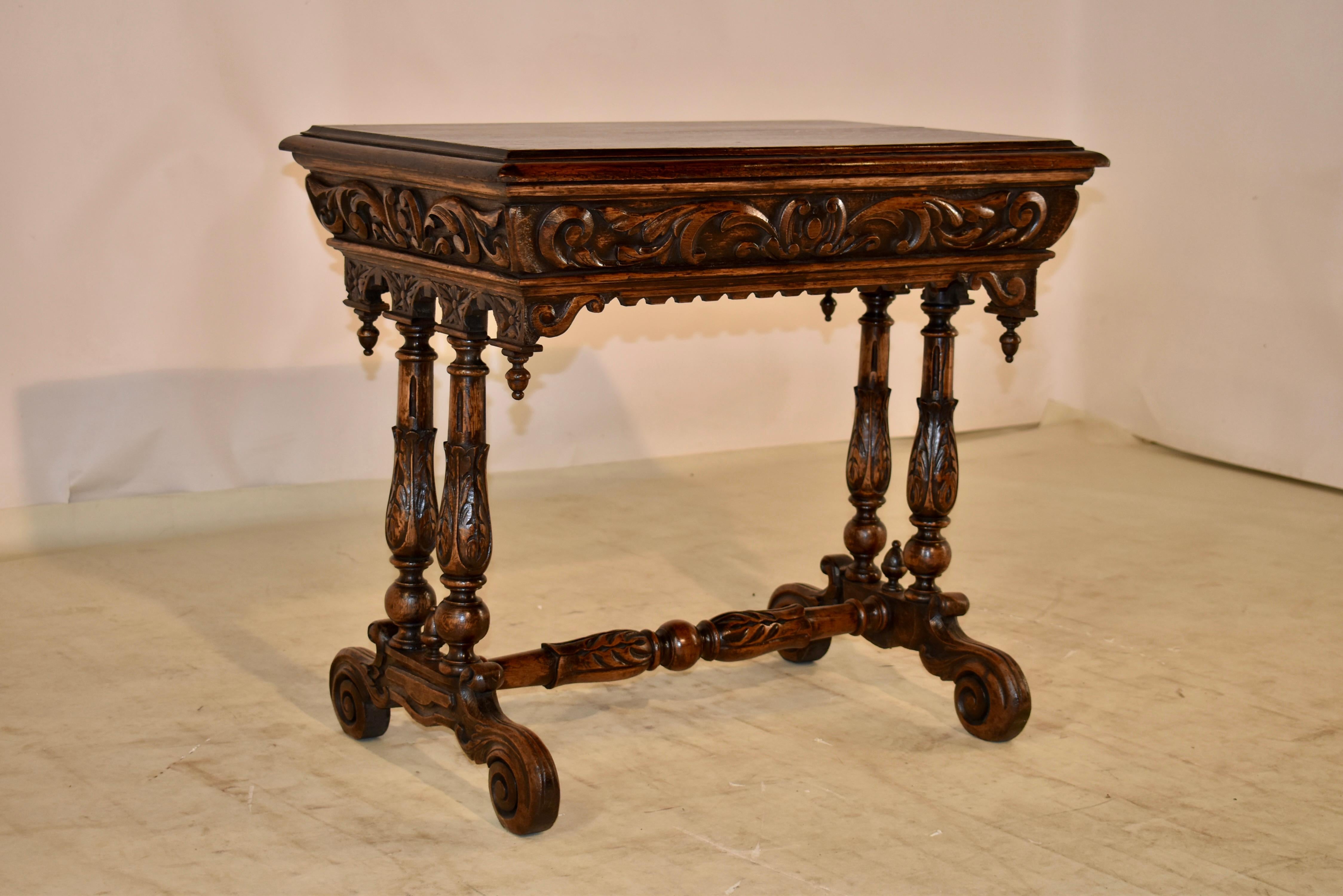 19th Century French Oak Side Table In Good Condition For Sale In High Point, NC