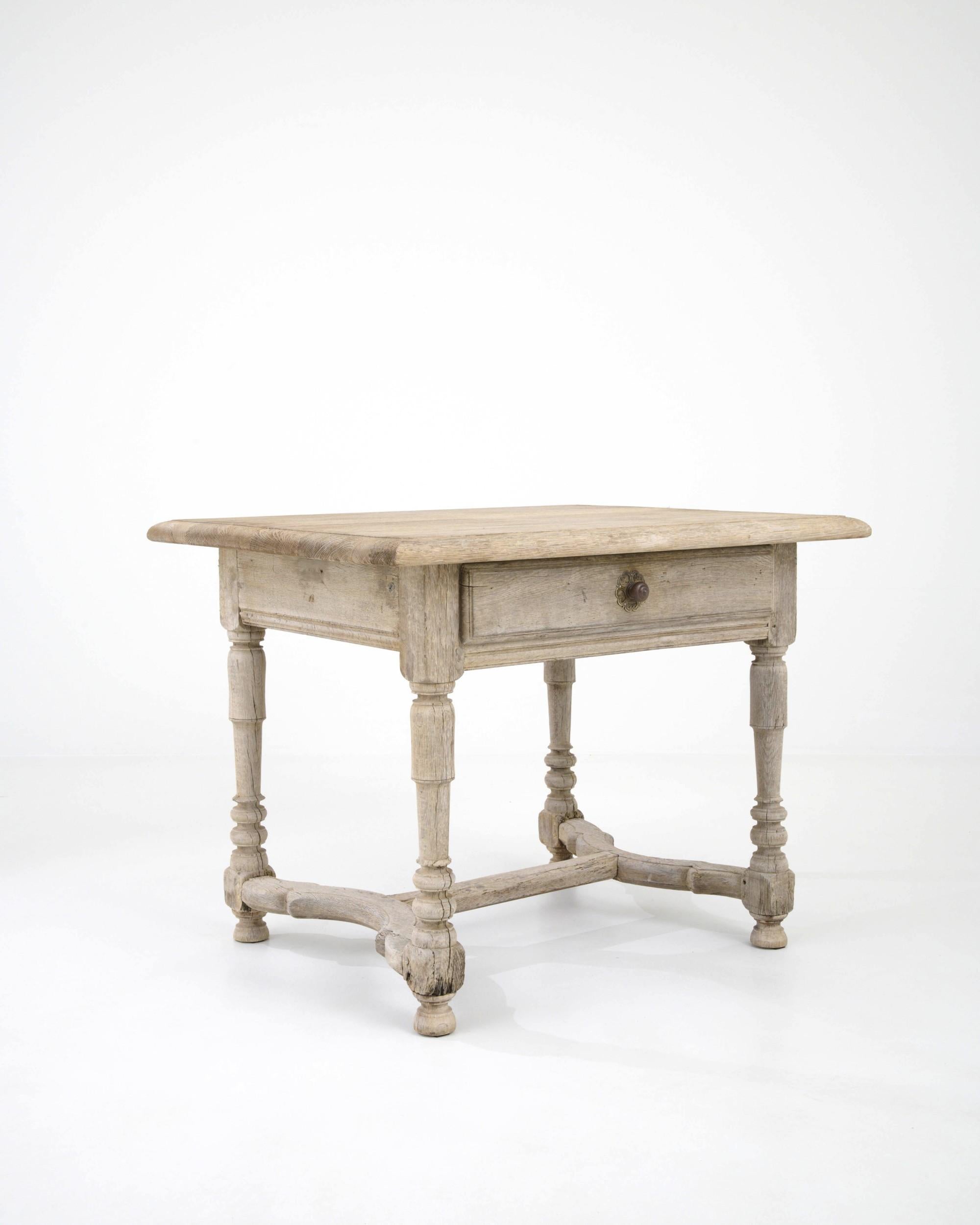 19th Century French Oak Side Table For Sale 3